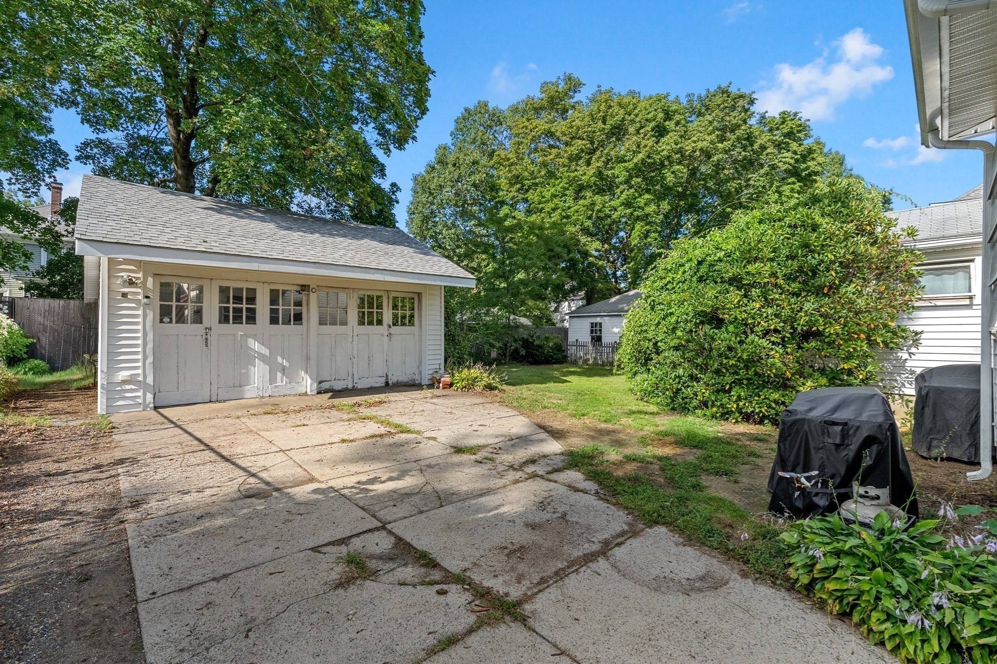 141 Brookside Ave Property Photo 26