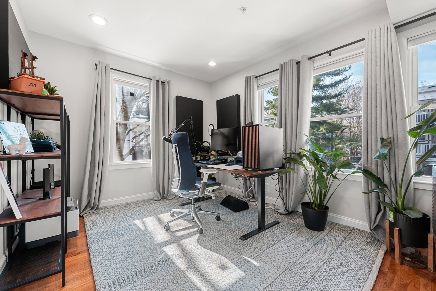 78 Rossmore Property Photo 10