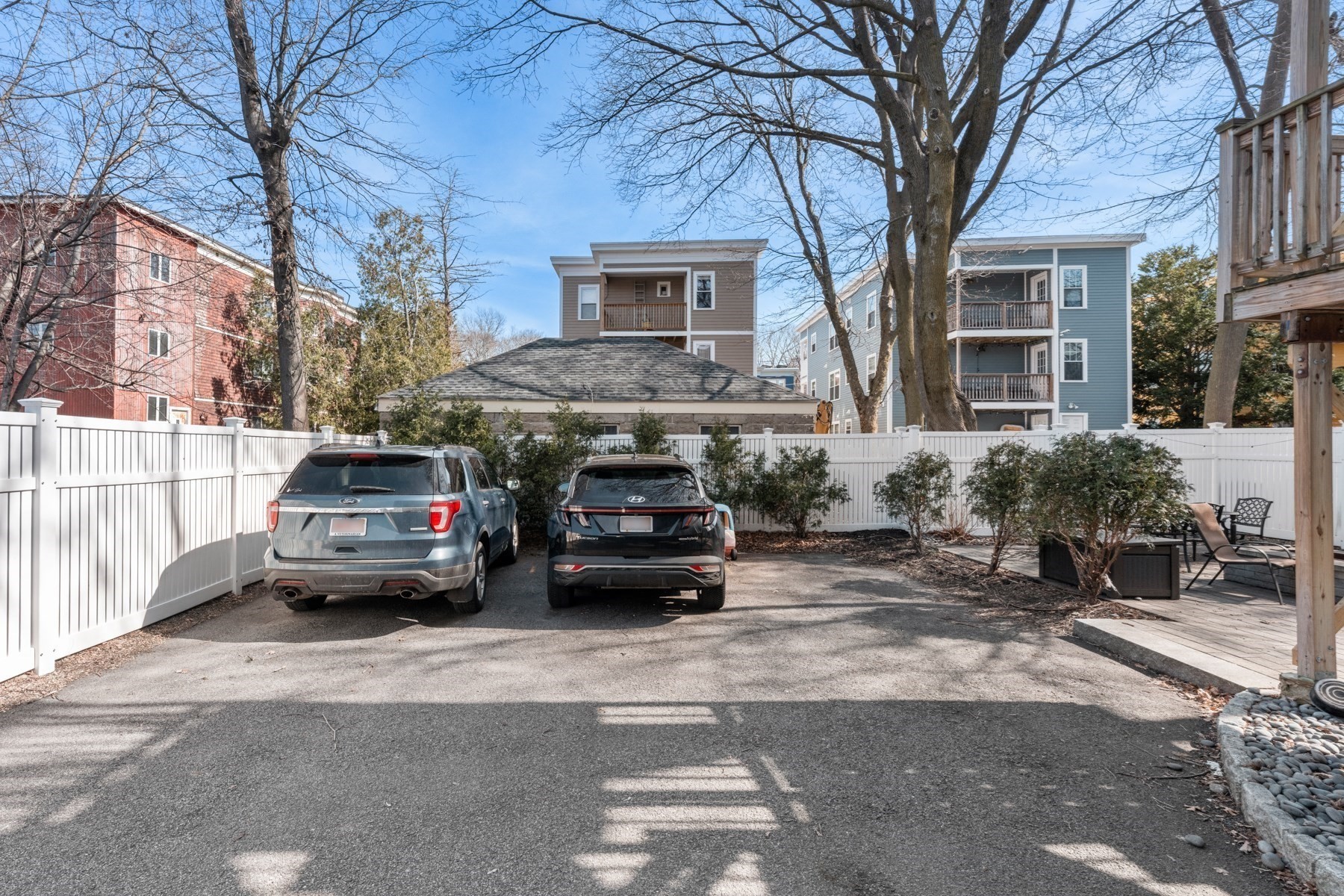 78 Rossmore Property Photo 14