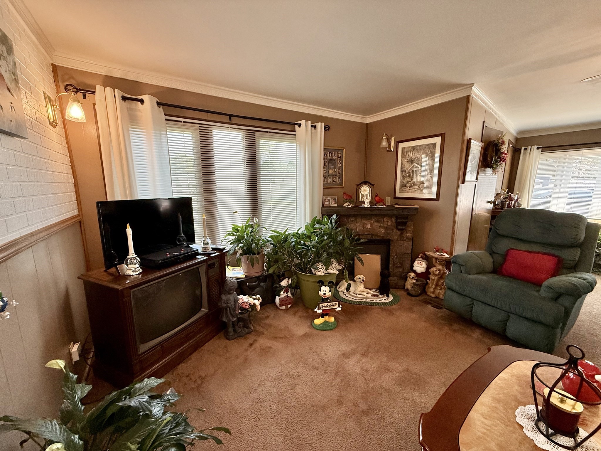 735 Memorial Dr # 2 Property Photo 7