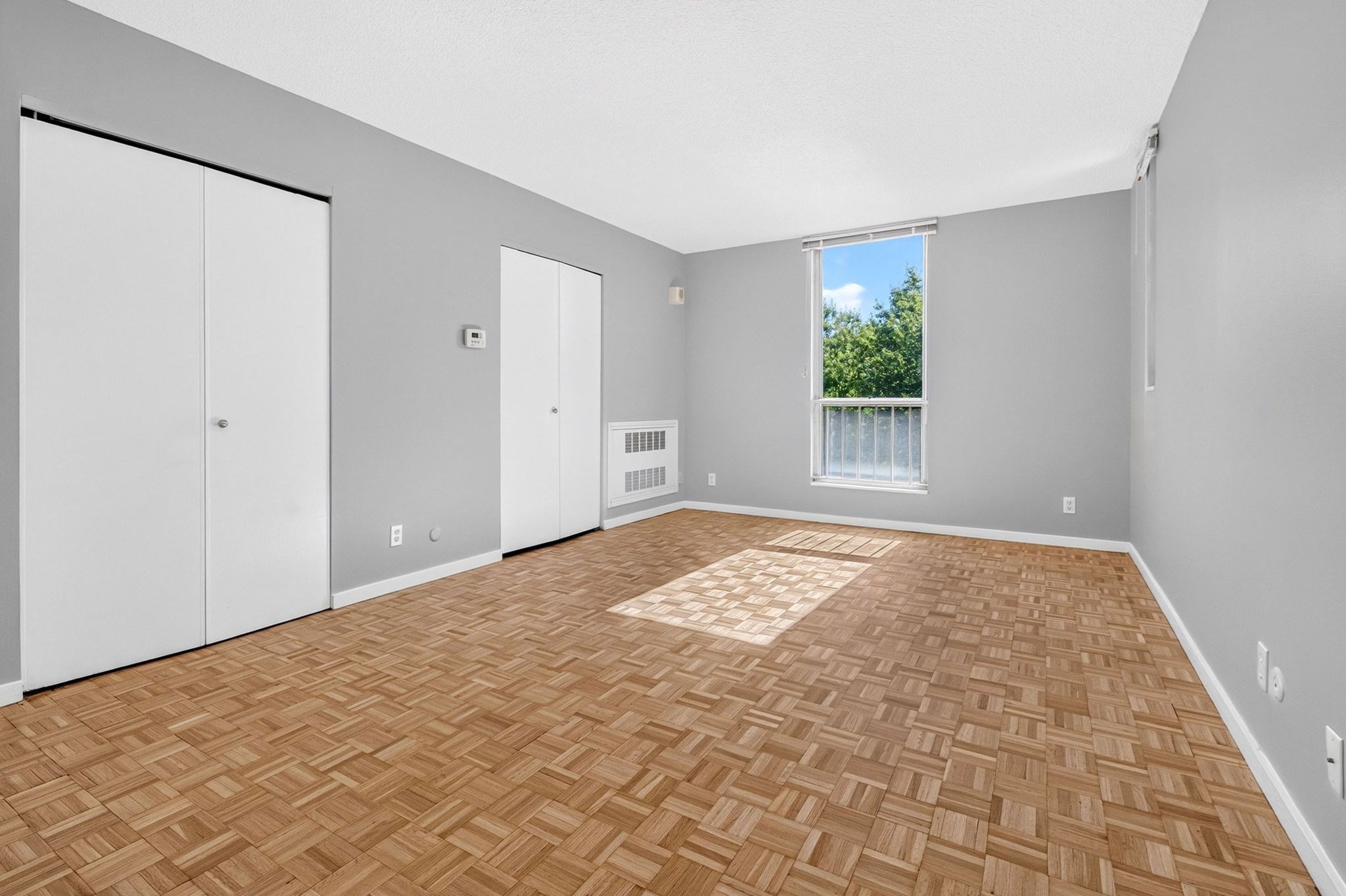 33 Pond Ave # 609 Property Photo 6