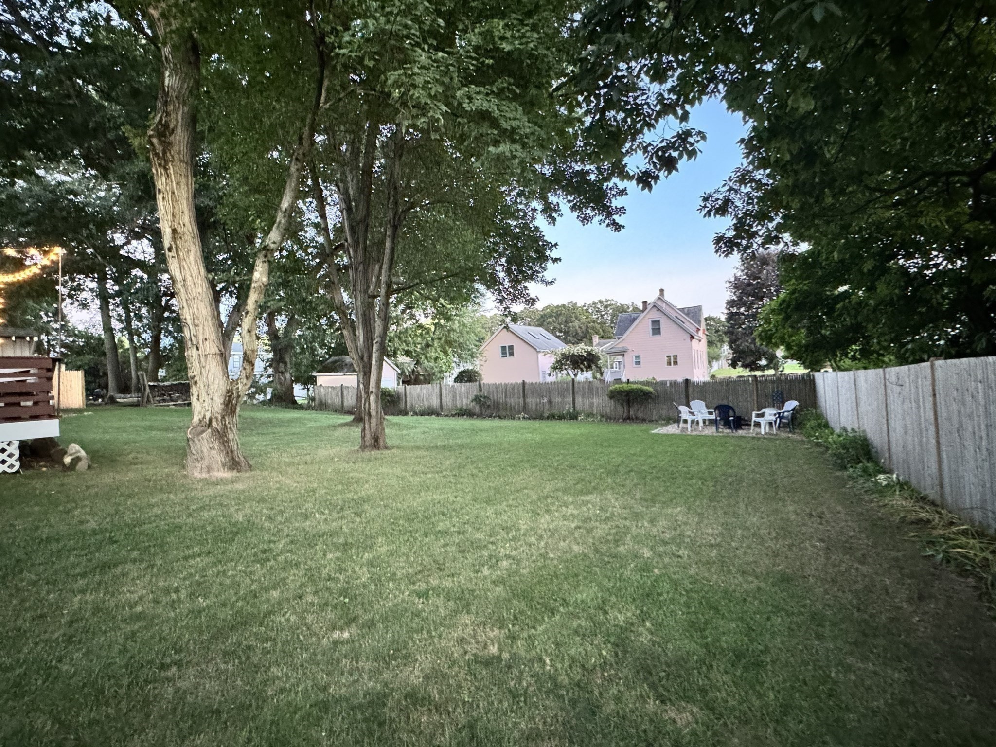 27 Dayton St Property Photo 6