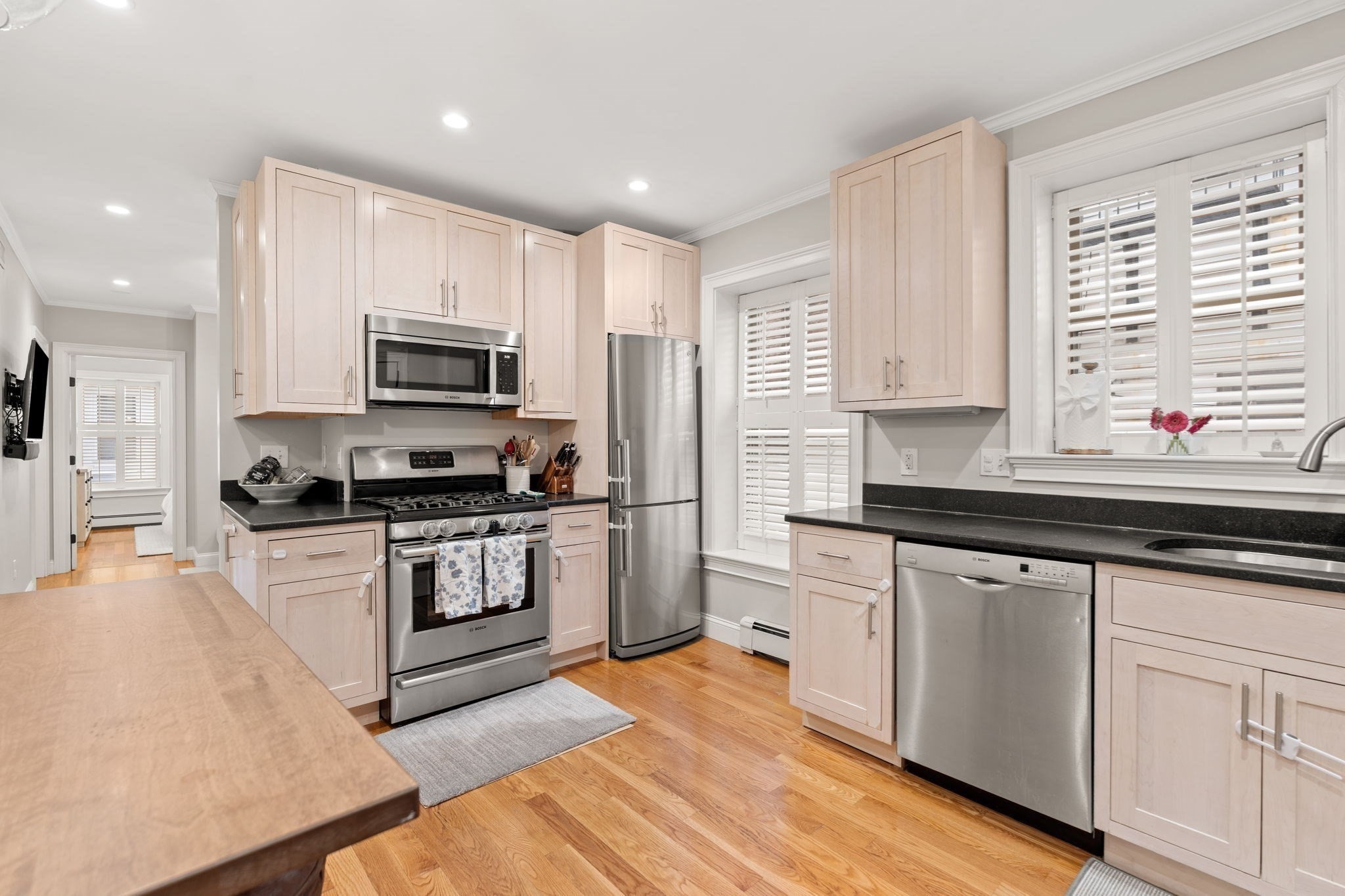 4 Cook St # 1a Property Photo 1