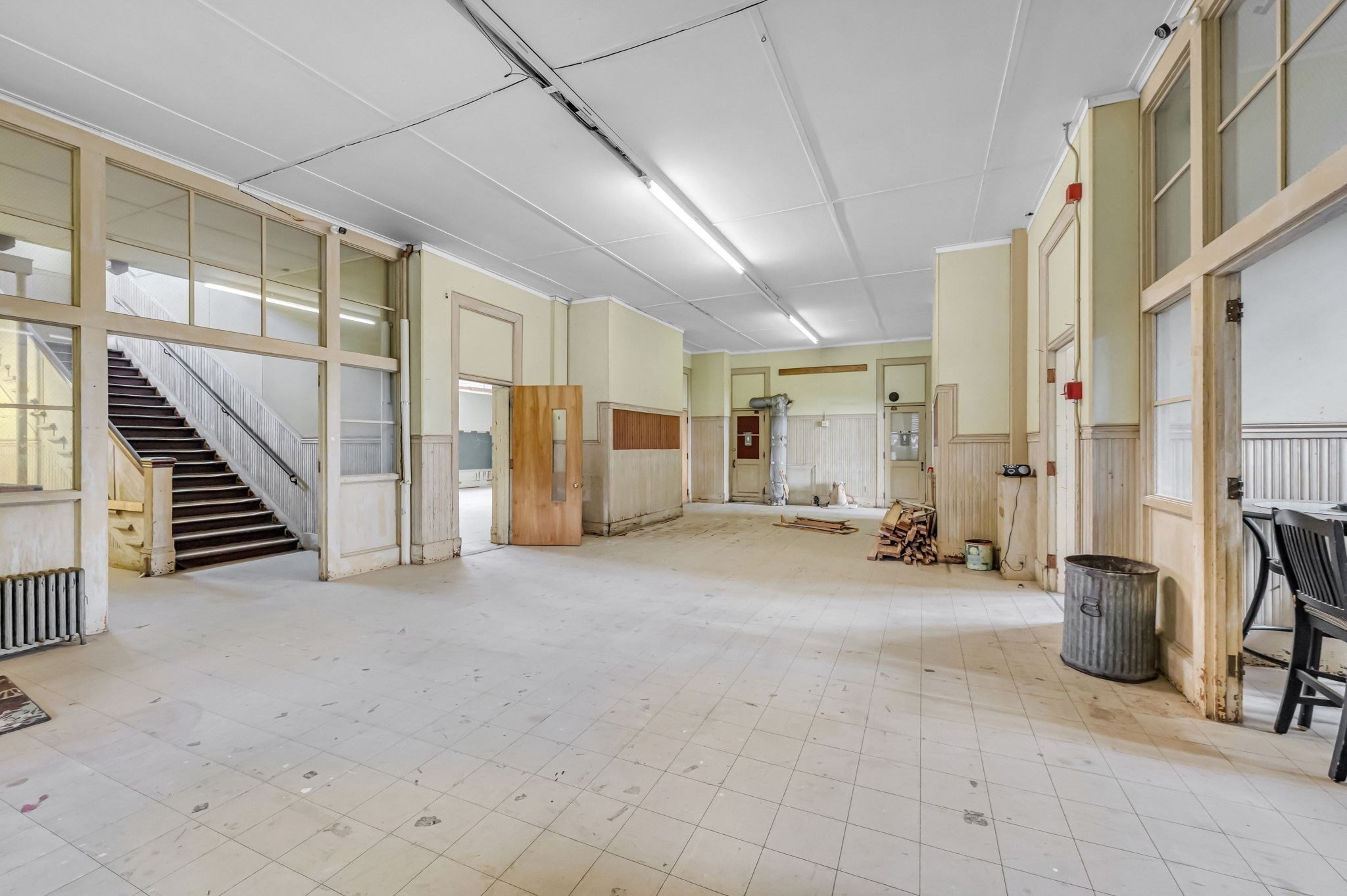 40 Pecks Rd Property Photo 12