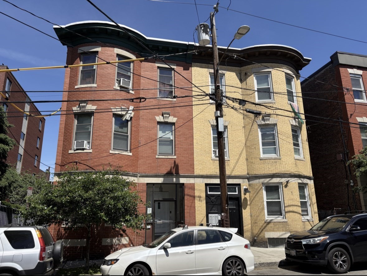168 Pearl Street Property Photo 1