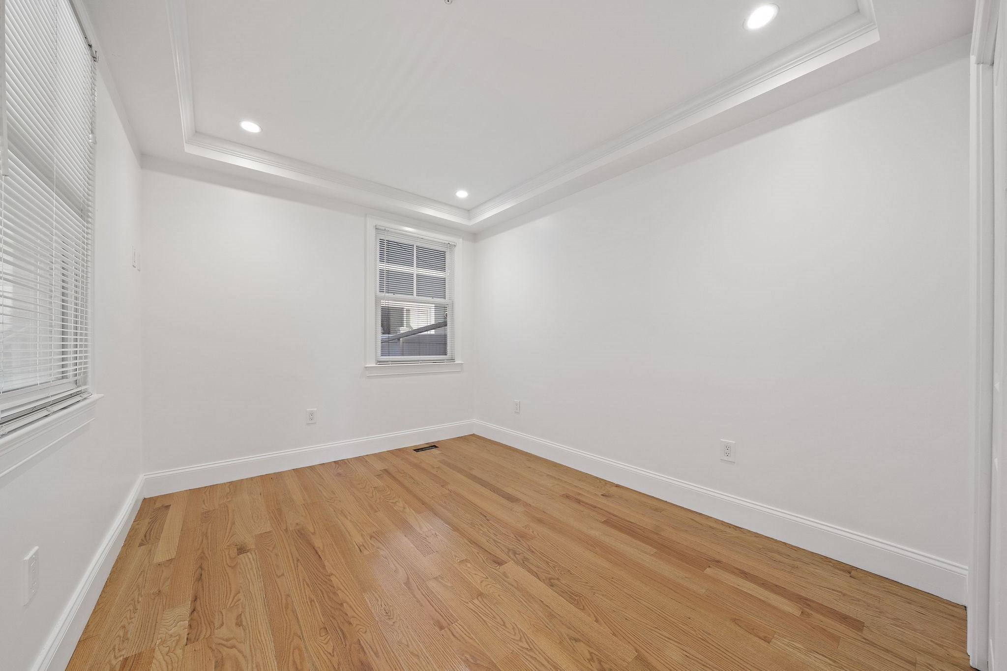 12 Loring St # 1 Property Photo 9