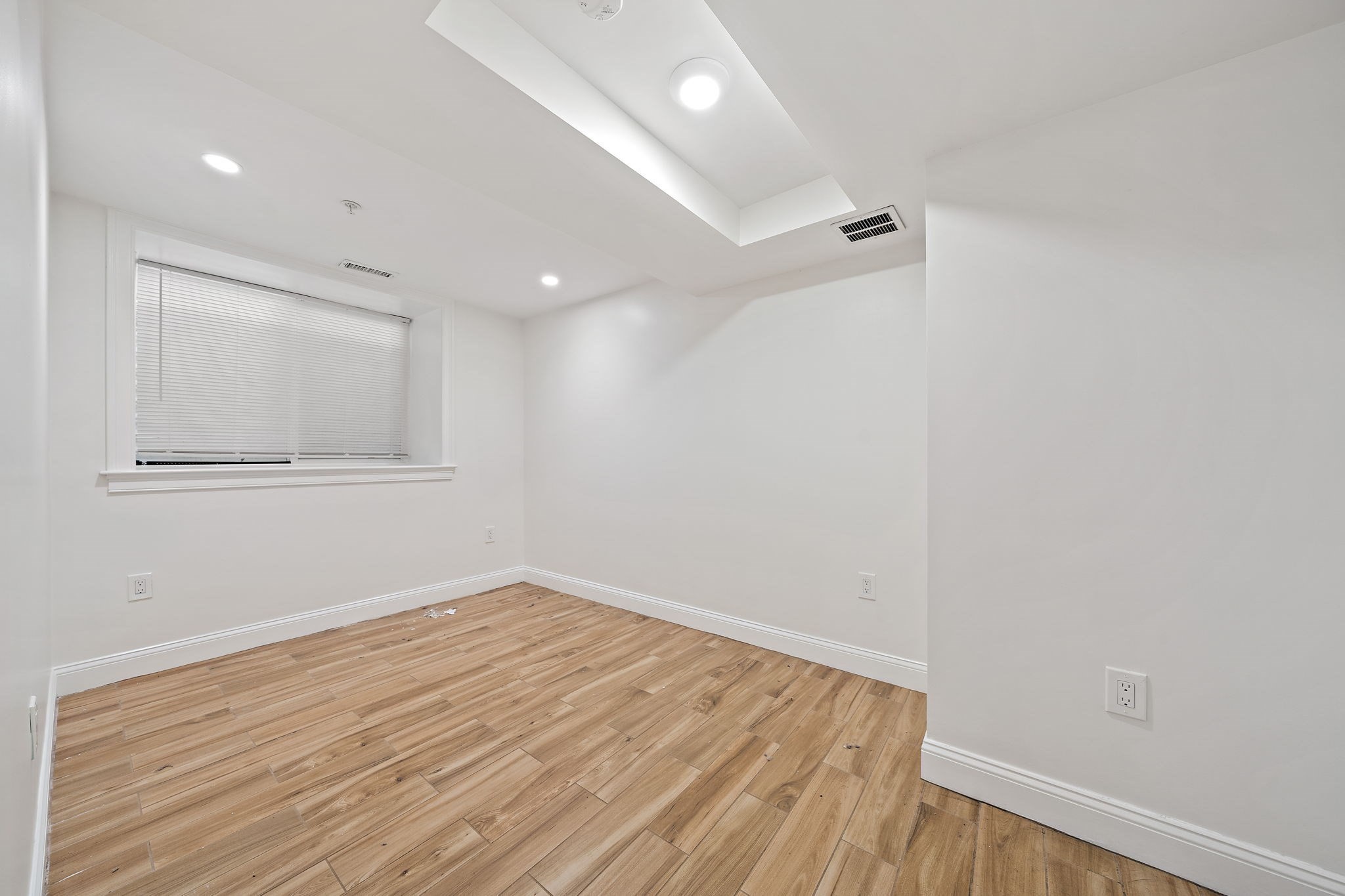12 Loring St # 1 Property Photo 16