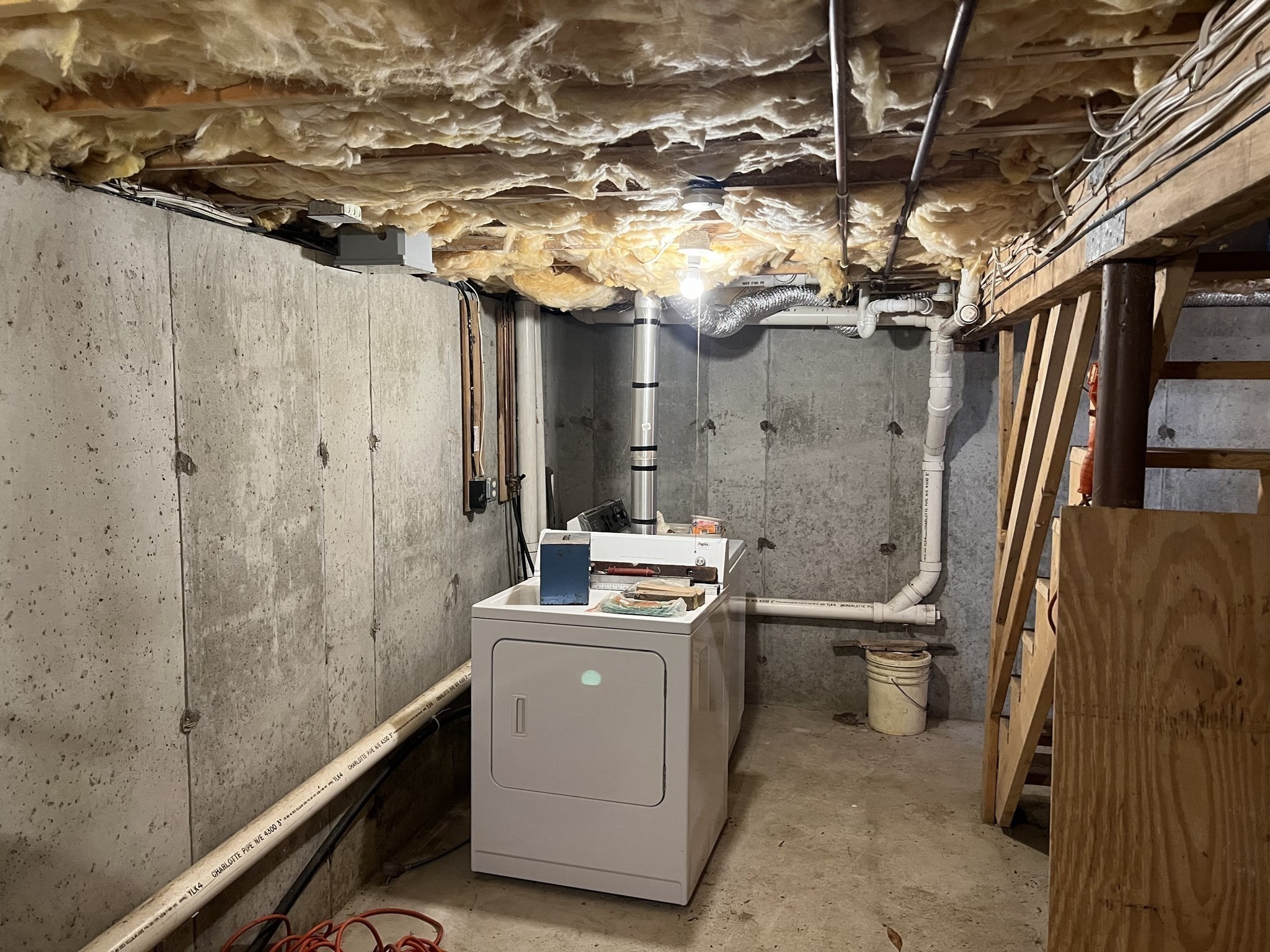 296 Yew St Property Photo 17