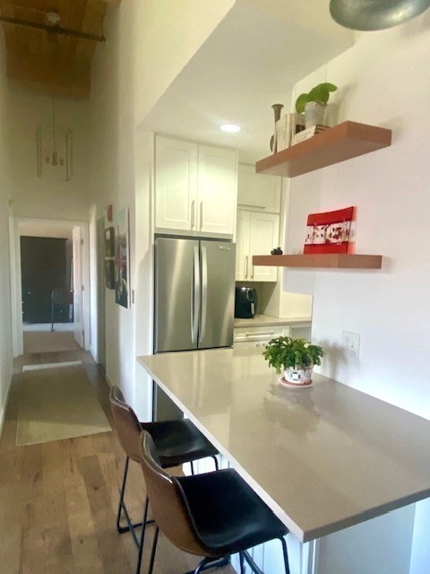 52 Lawrence Dr # 601 Property Photo 5