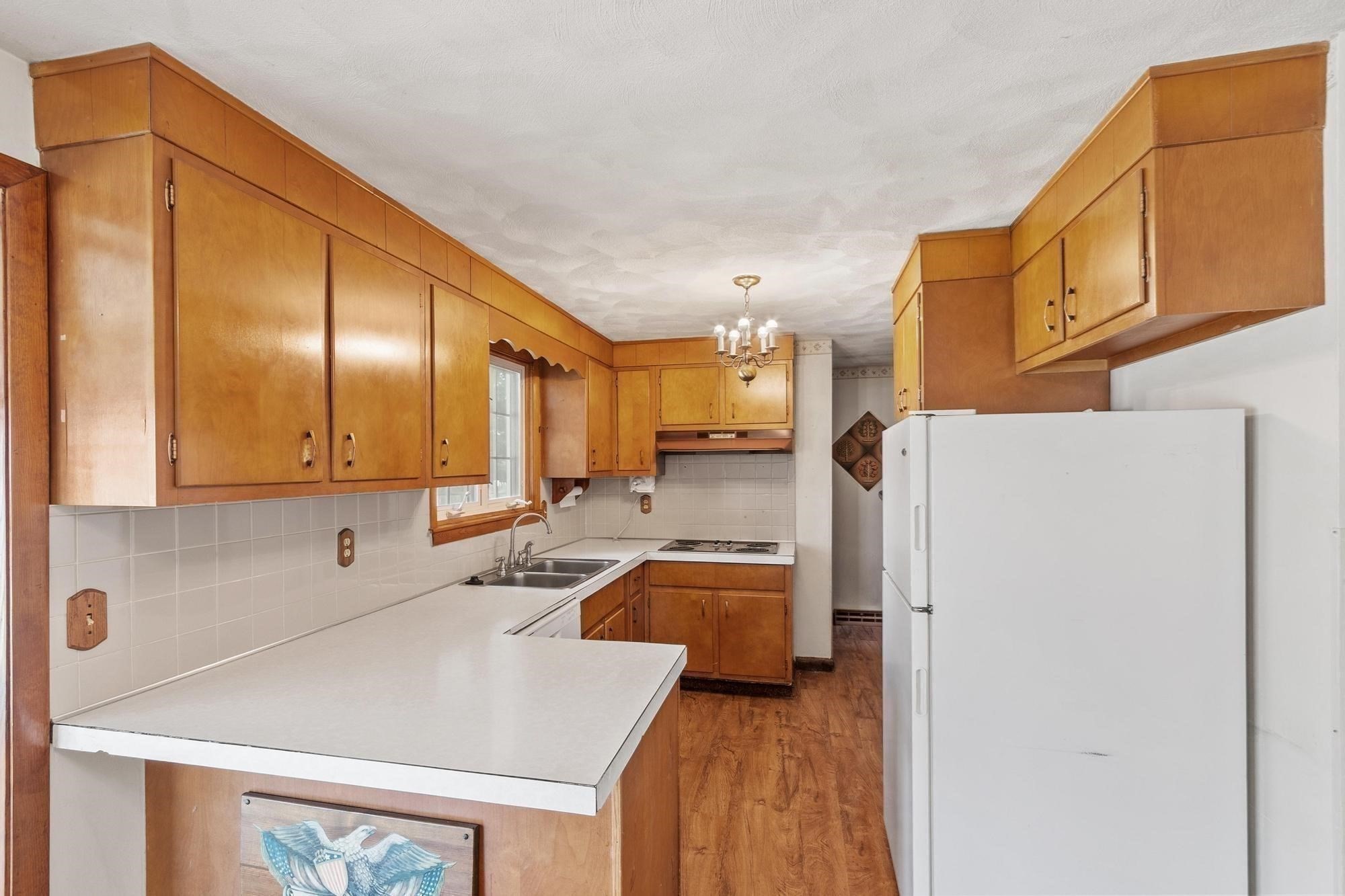 6 Fuller Dr Property Photo 12