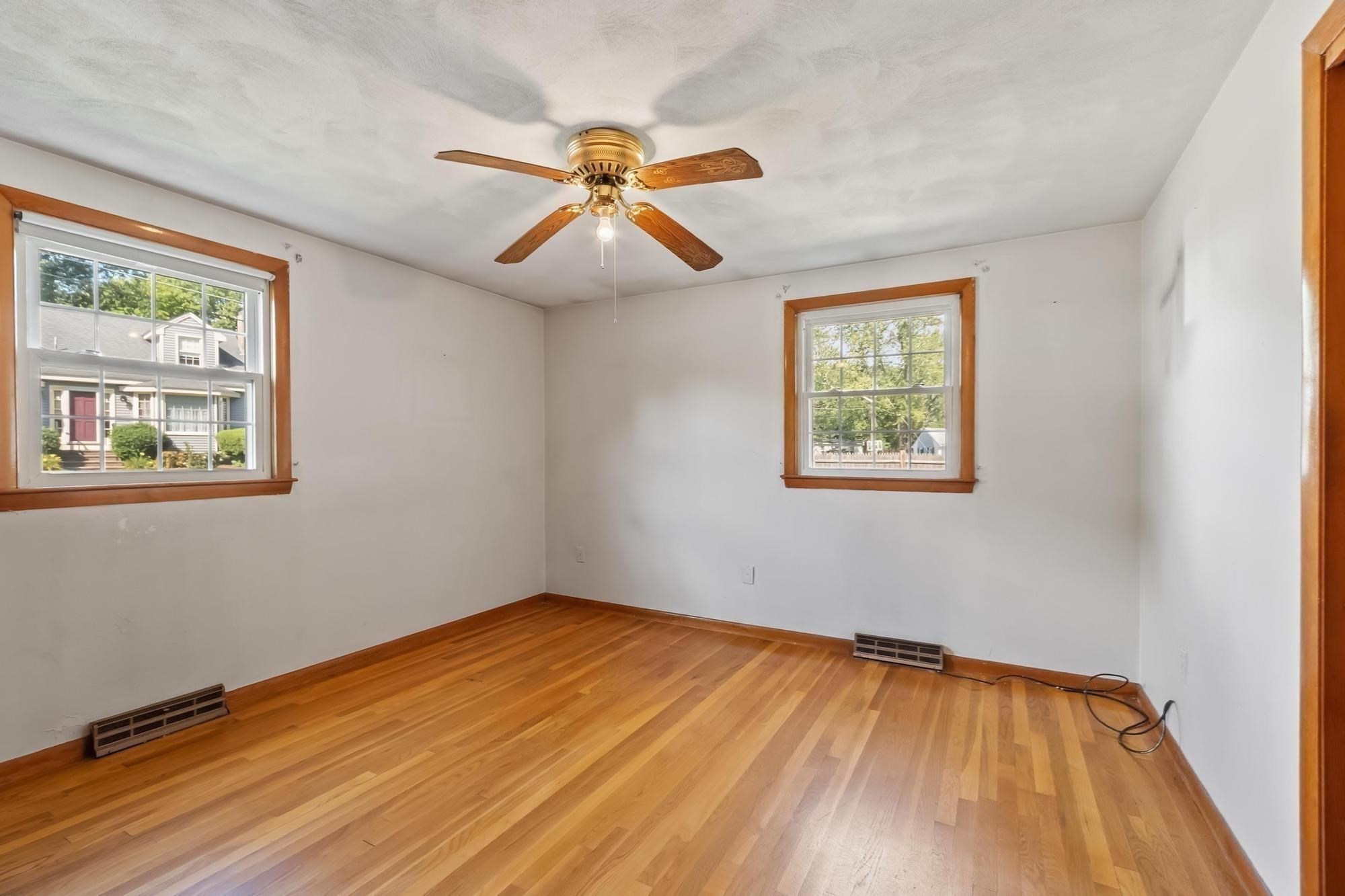 6 Fuller Dr Property Photo 20