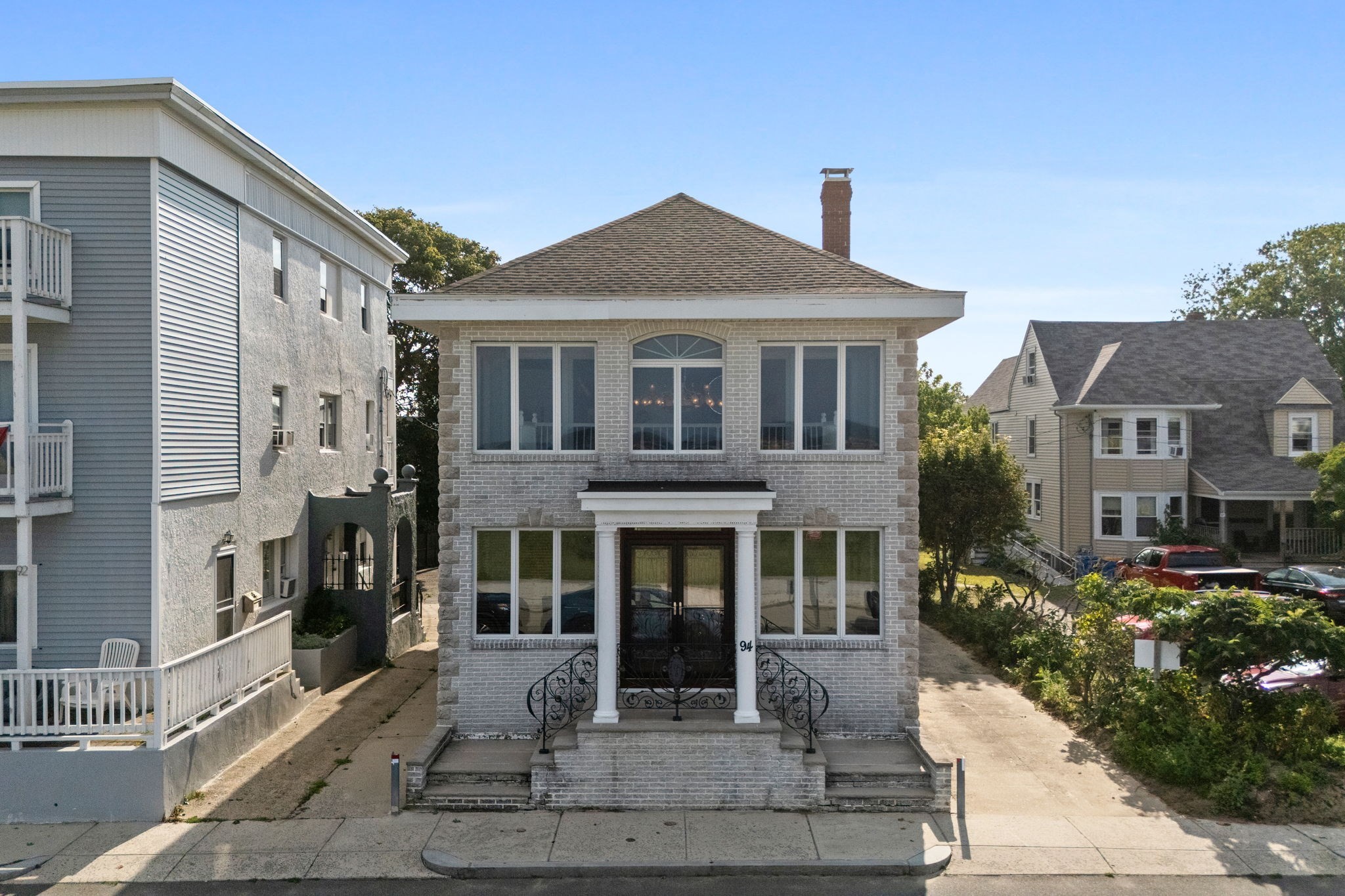 94 Winthrop Shore Dr Property Photo 1