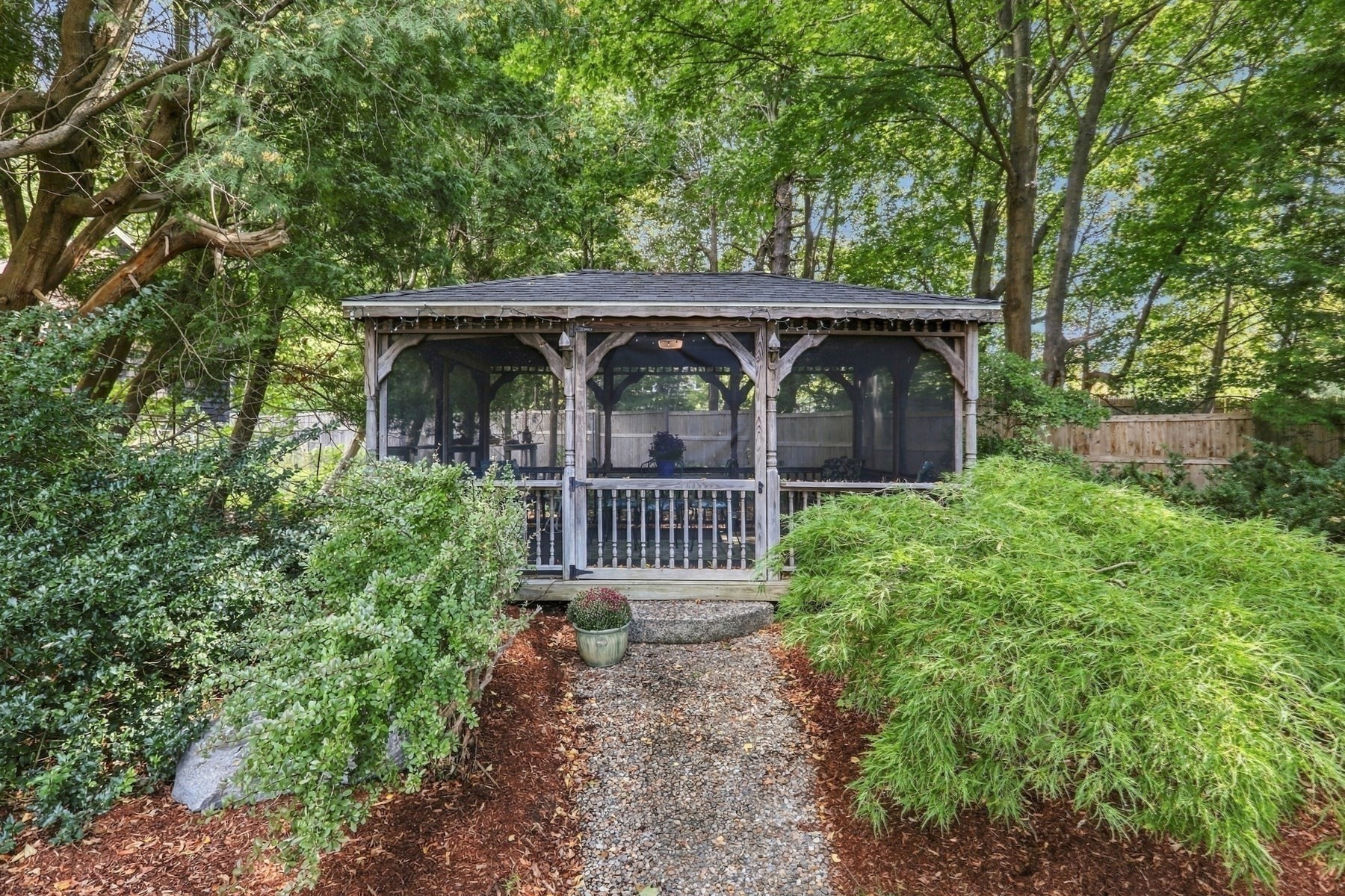 76 Curtis Street Property Photo 28
