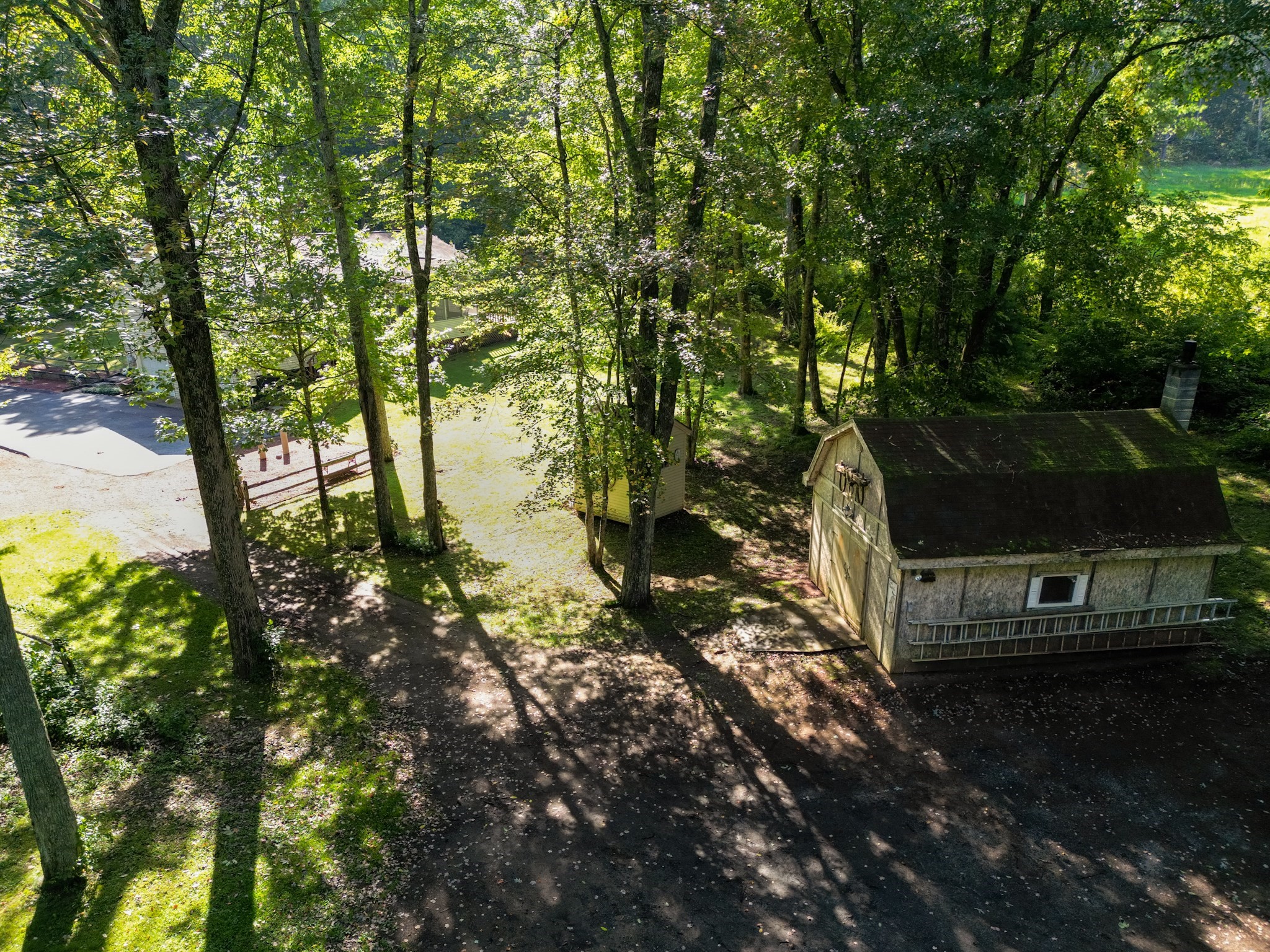 155 Long Hill Rd Property Photo 6