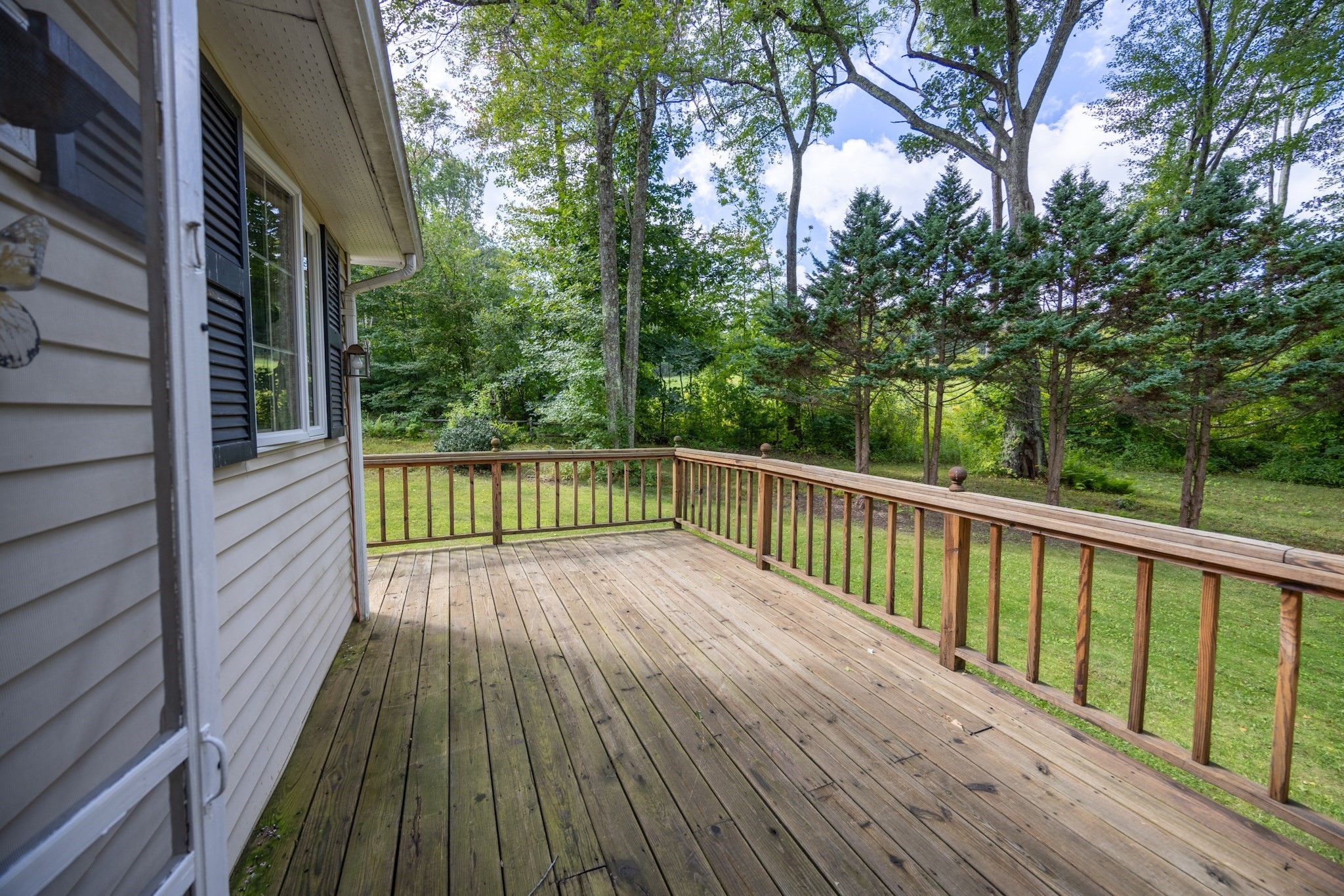 155 Long Hill Rd Property Photo 10