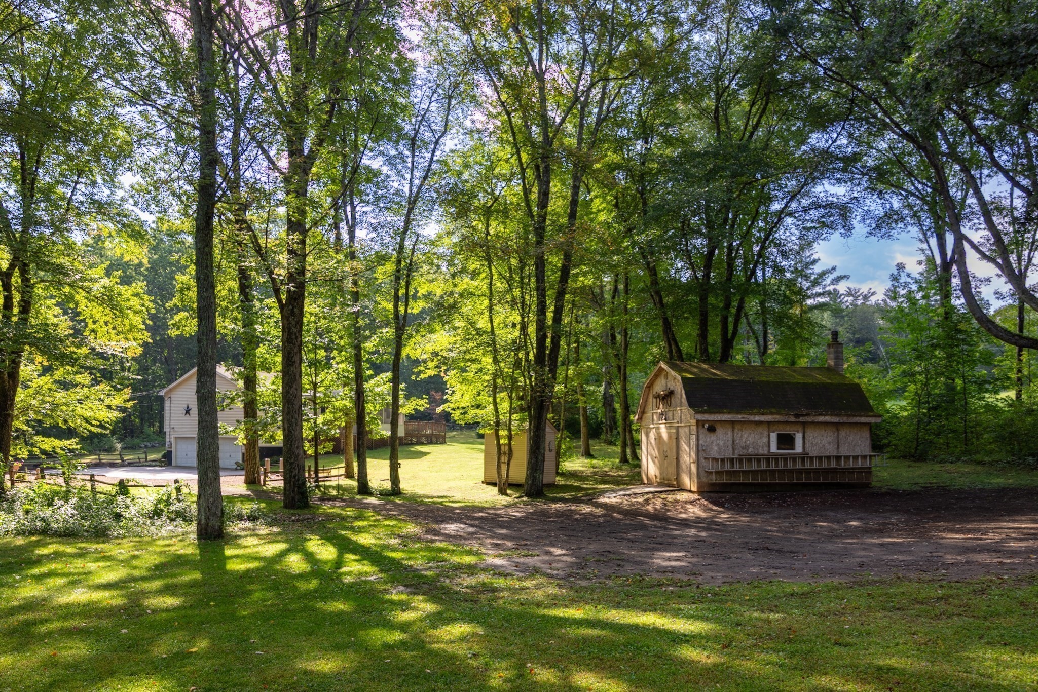 155 Long Hill Rd Property Photo 16