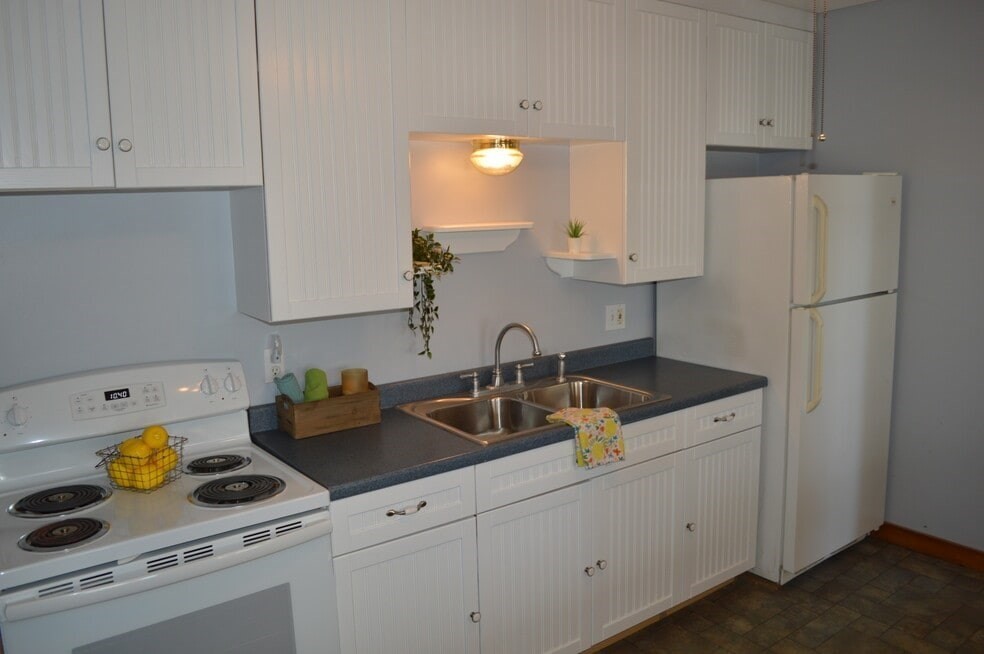 444 Putnam Hill Rd Property Photo 17