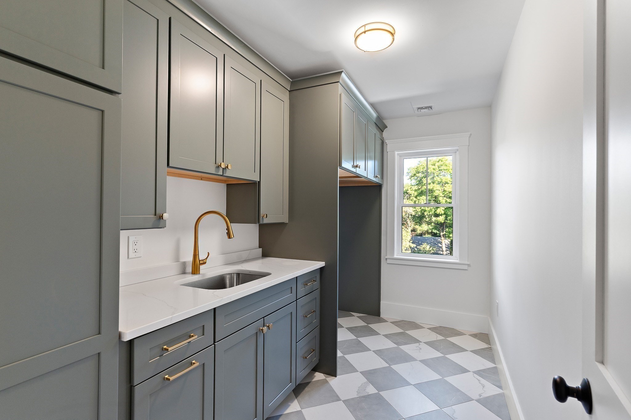 30 Willowdale Rd Property Photo 19