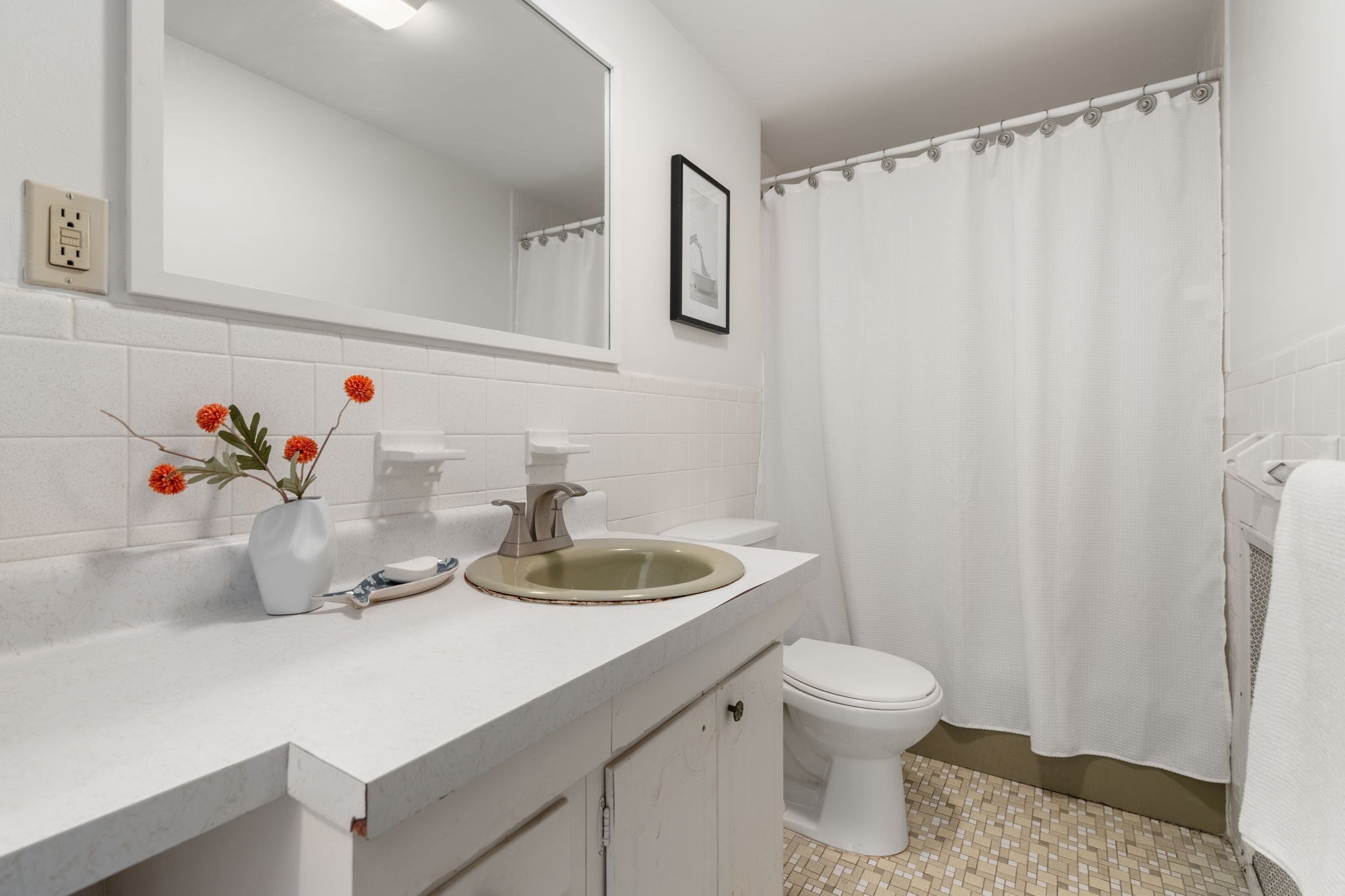 50 Lancaster Ter # 2 Property Photo 14
