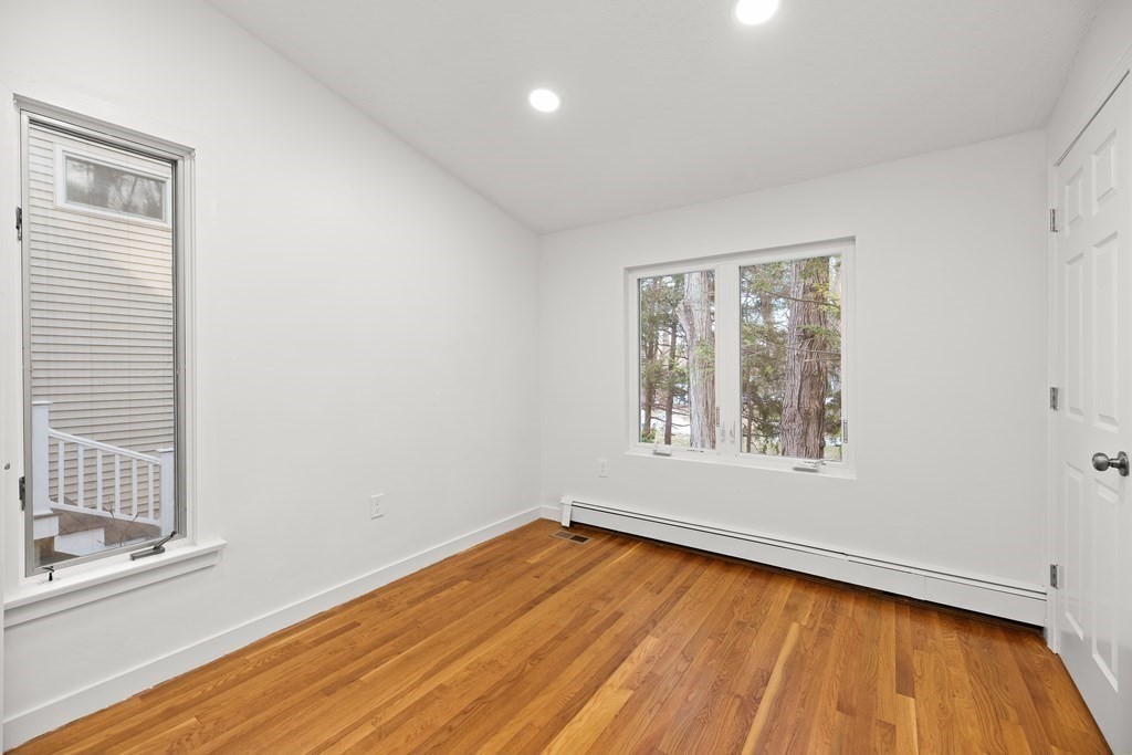 33 College Road Property Photo 10