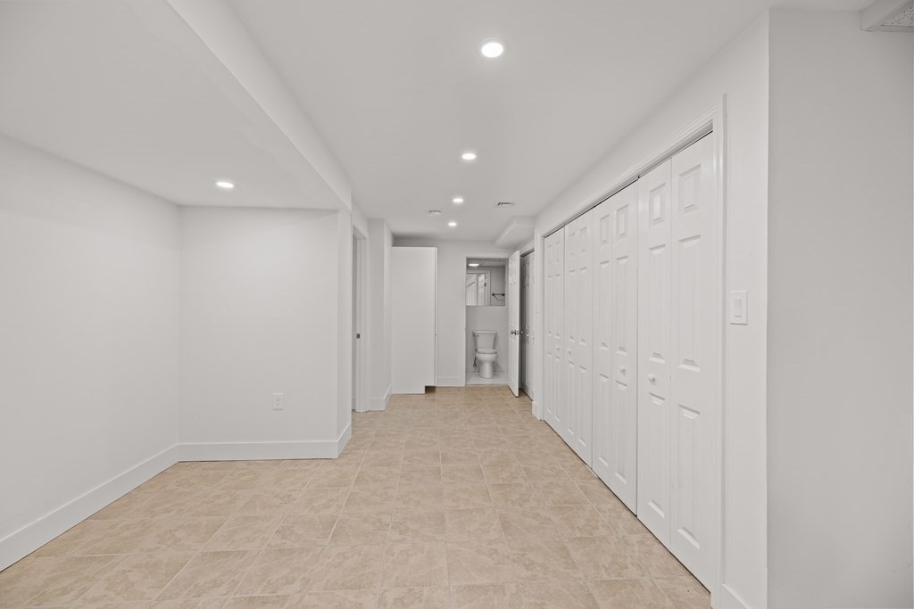 33 College Road Property Photo 13