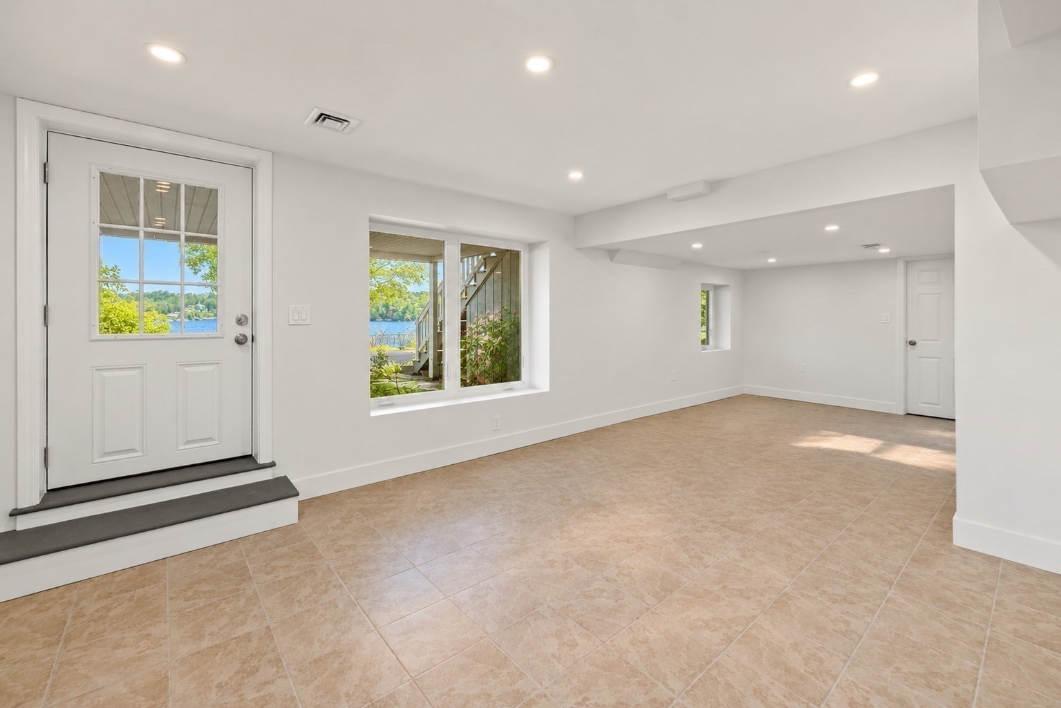 33 College Road Property Photo 19