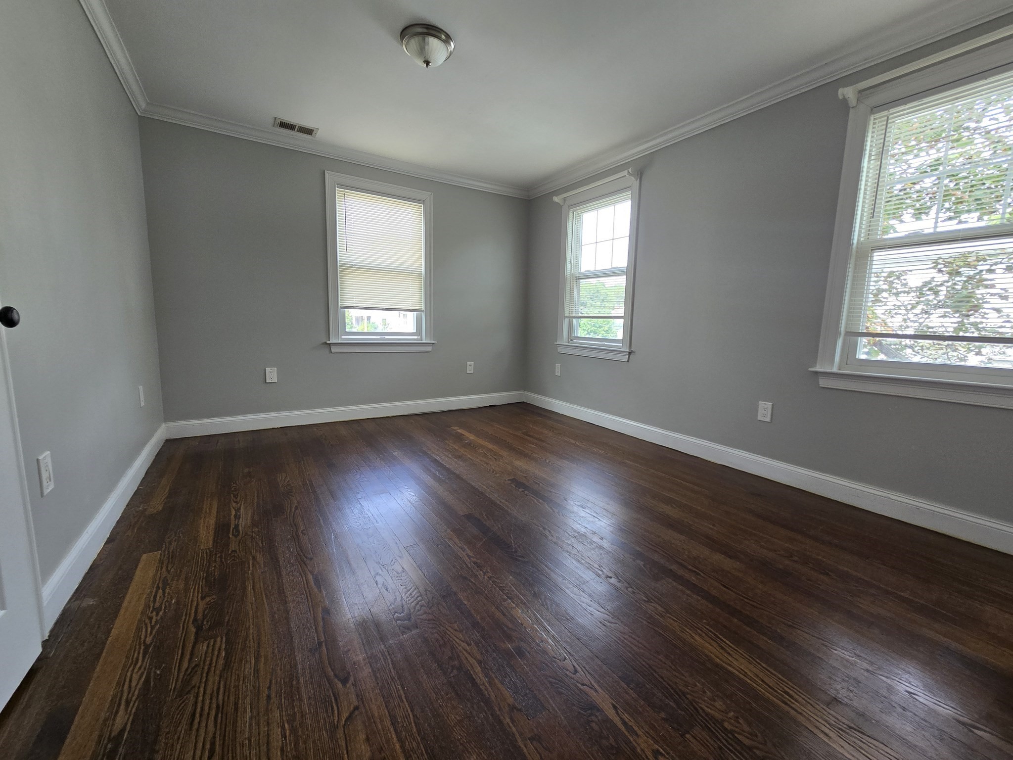 4803 Washington St # 1 Property Photo 7
