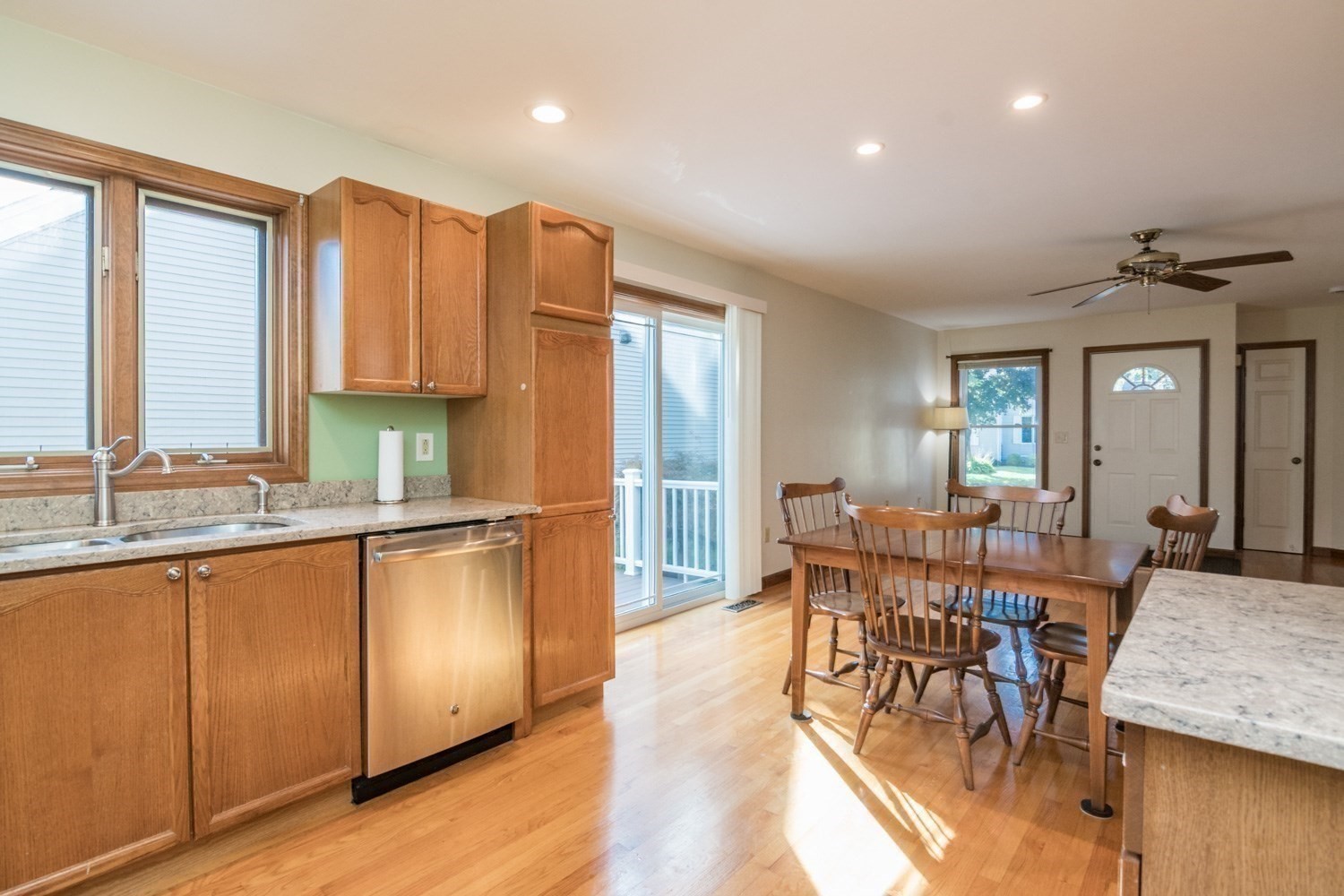 303 Alvord Pl # 303 Property Photo 11