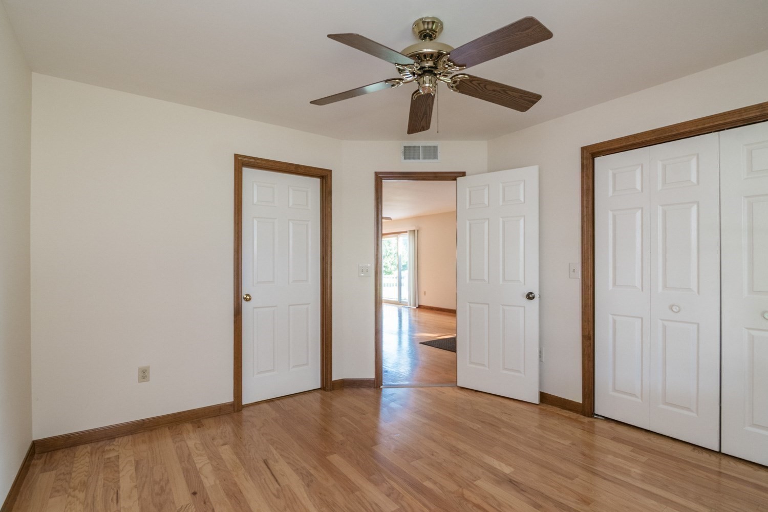 303 Alvord Pl # 303 Property Photo 15