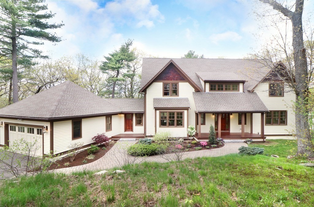 250 Meadowbrook Road Property Photo 3