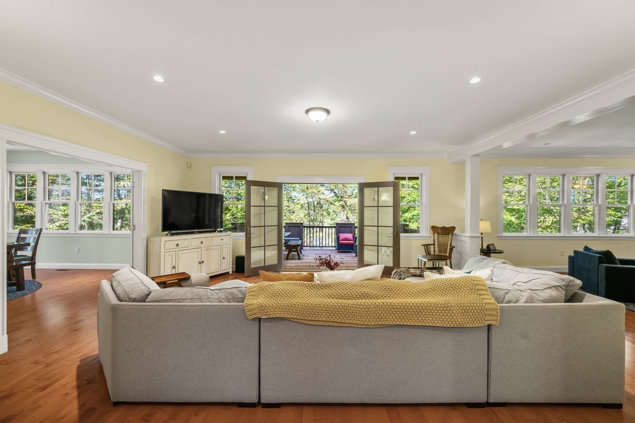 250 Meadowbrook Road Property Photo 10