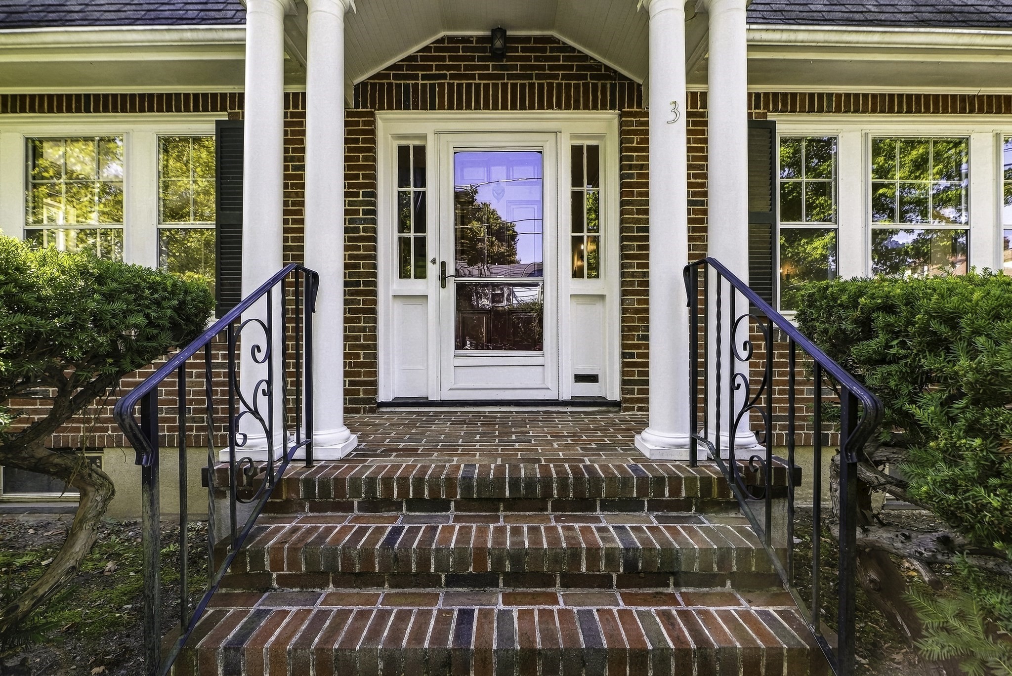 3 Preble Gardens Rd Property Photo 2
