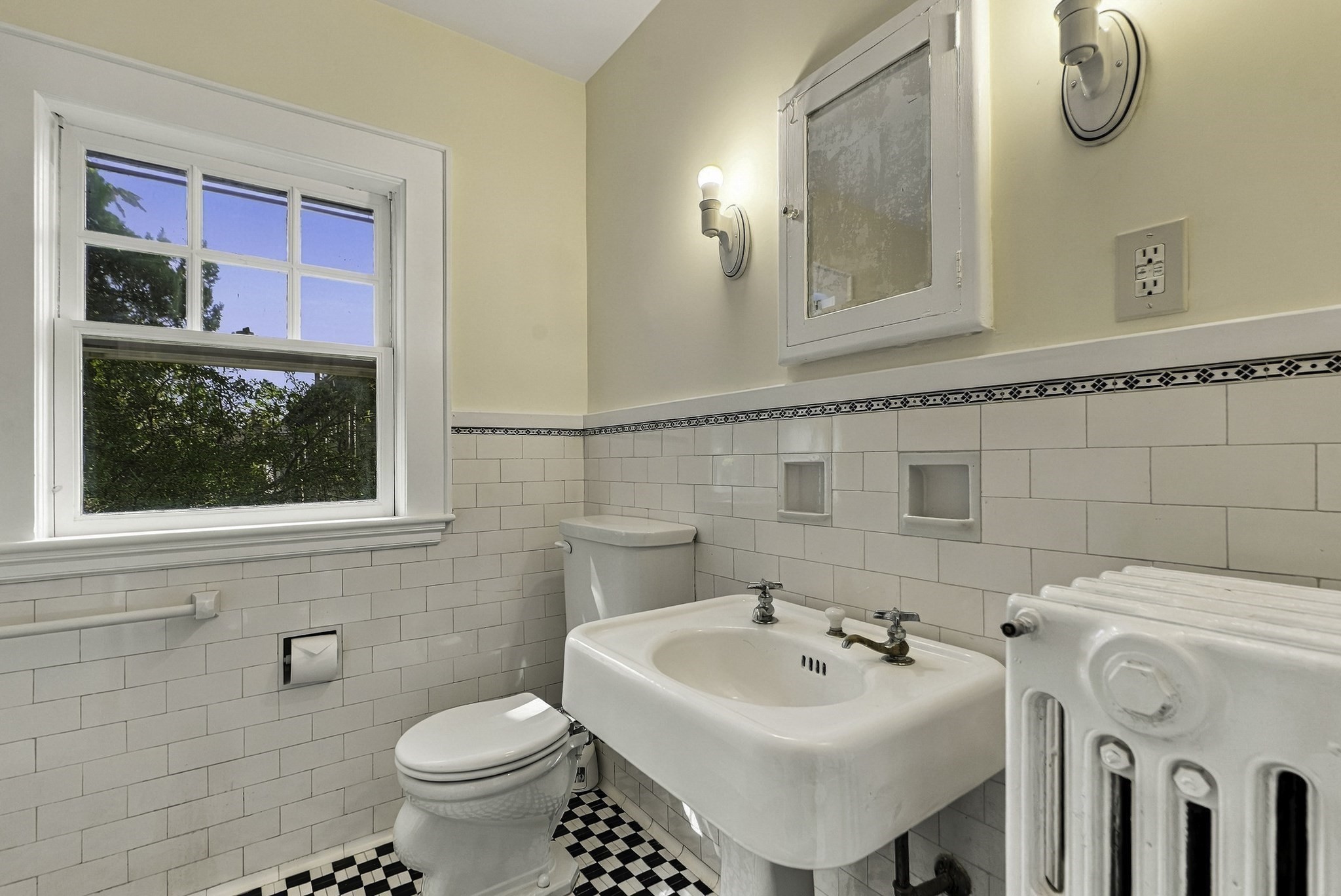 3 Preble Gardens Rd Property Photo 39