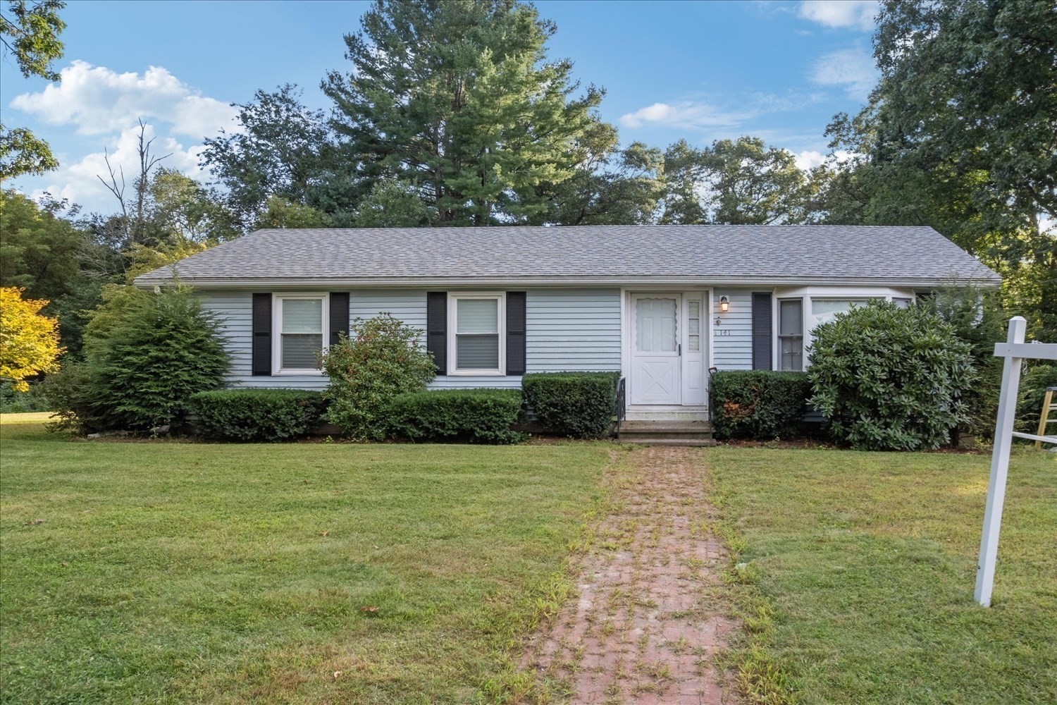 141 Elm St. Property Photo 2