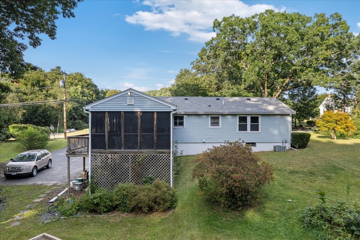 141 Elm St. Property Photo 6