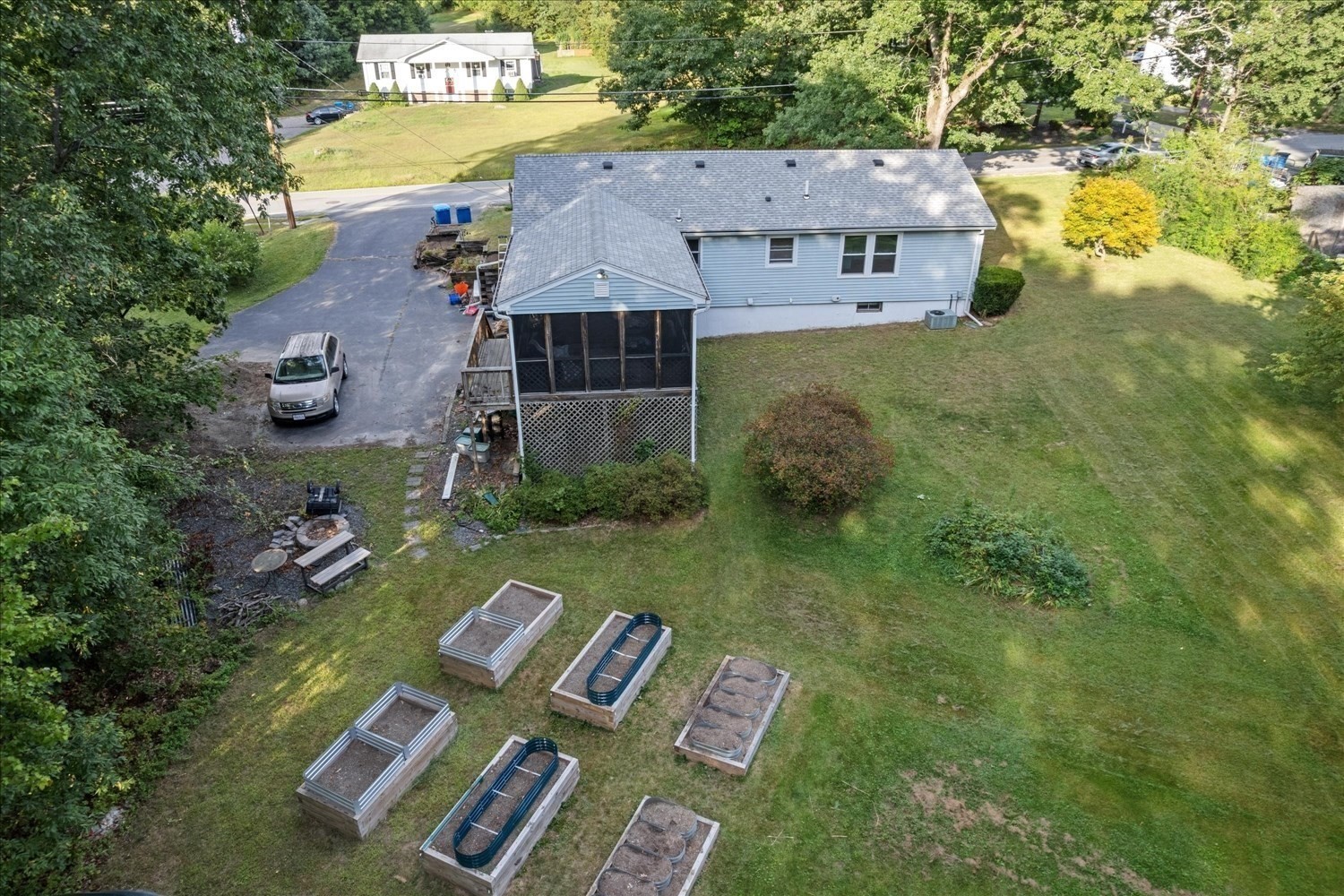 141 Elm St. Property Photo 7