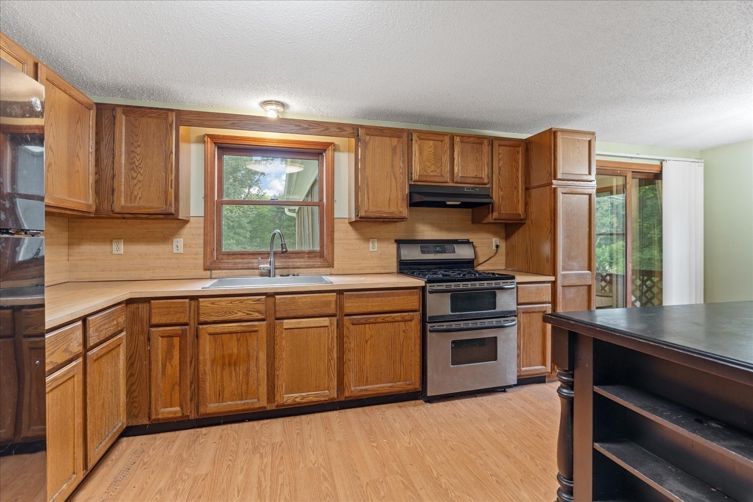 141 Elm St. Property Photo 13