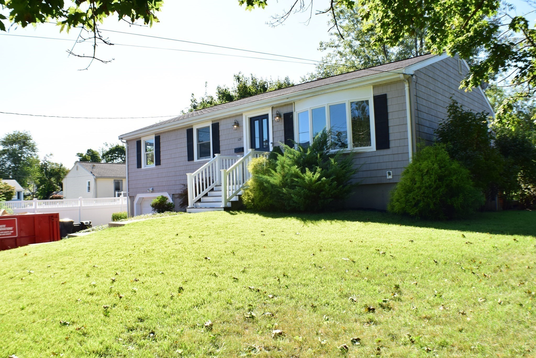 109 Homer Dr Property Photo 1