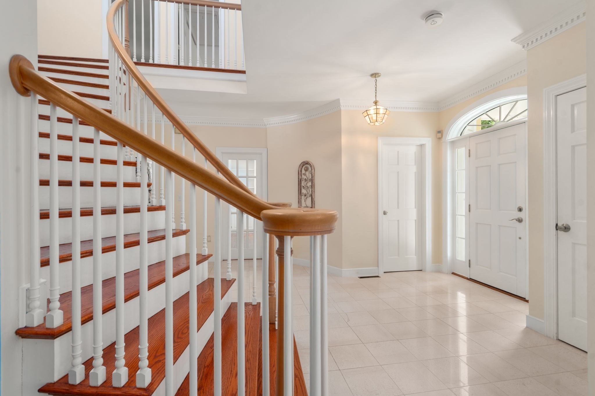 2 Sanger Cir Property Photo 4