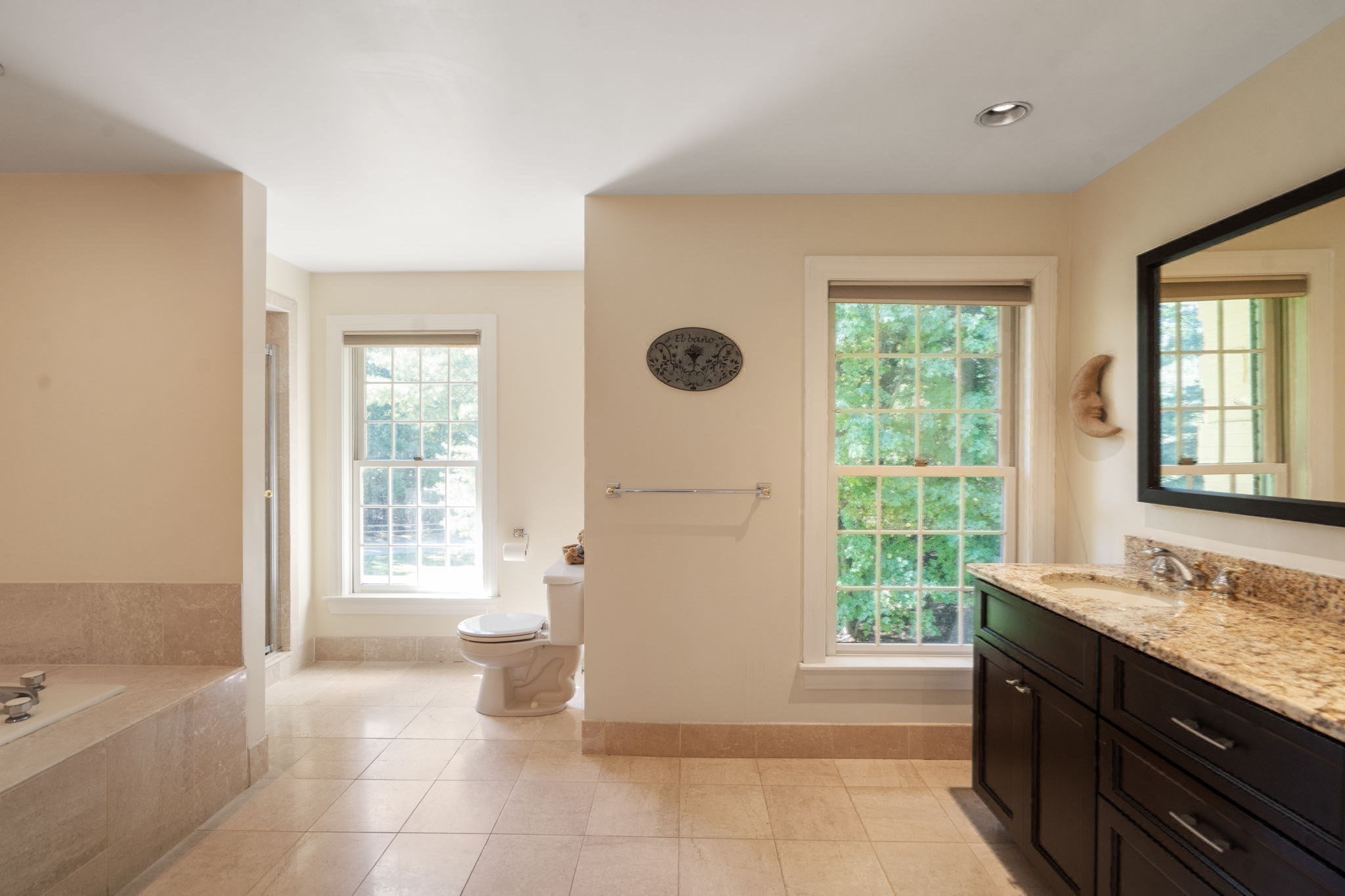 2 Sanger Cir Property Photo 21