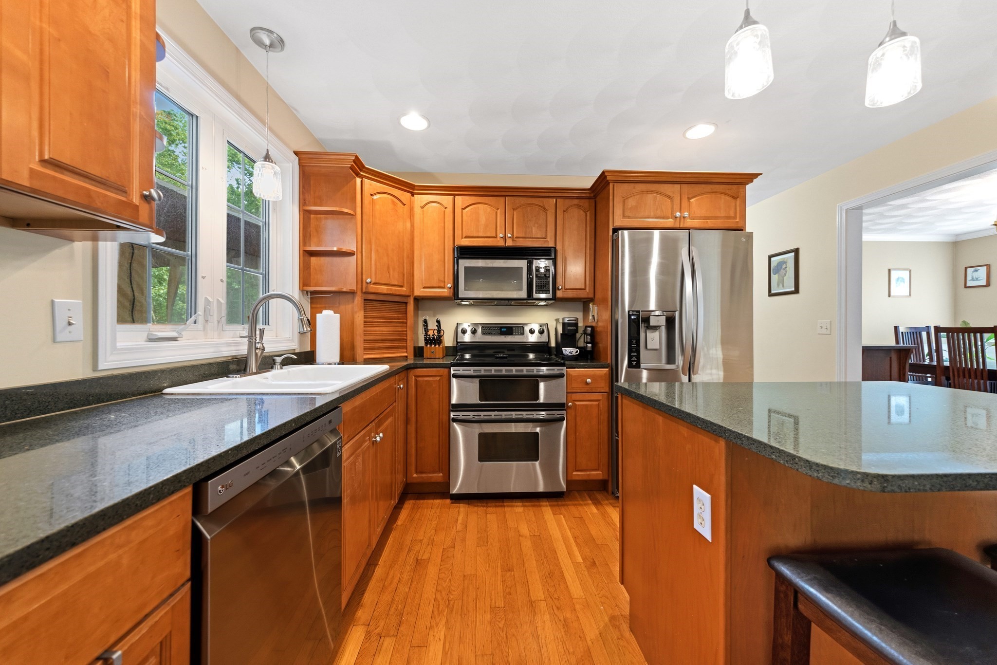 115 Cathedral Drive Property Photo 5