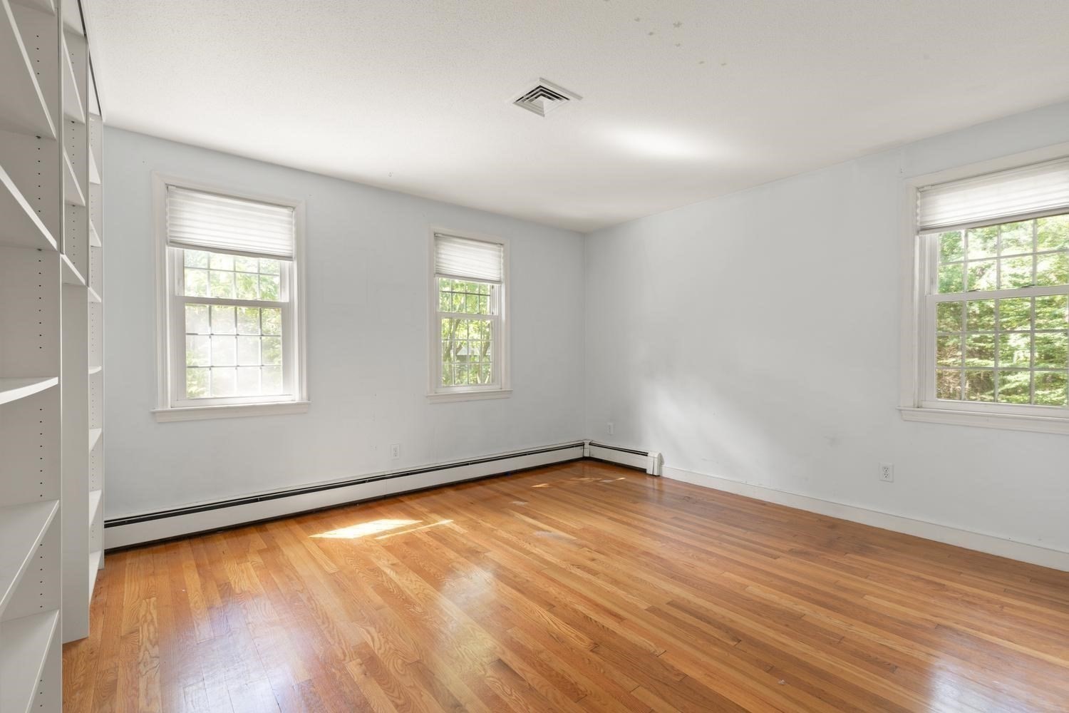 28 Sylvan Way Property Photo 20