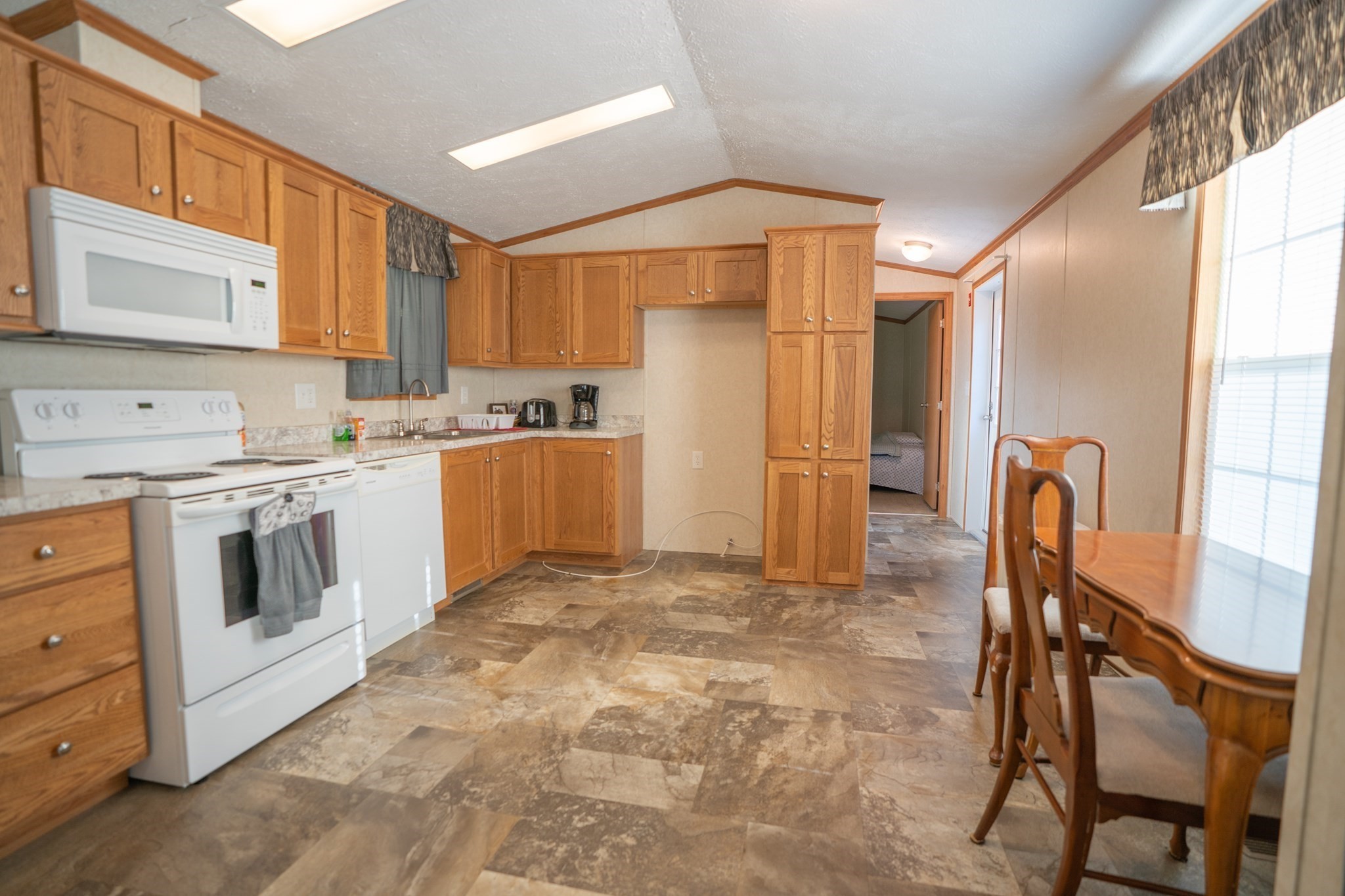 12 Patriot Circle Property Photo 7