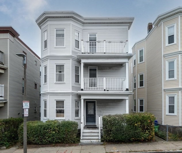24 Buttonwood Street Property Photo 41