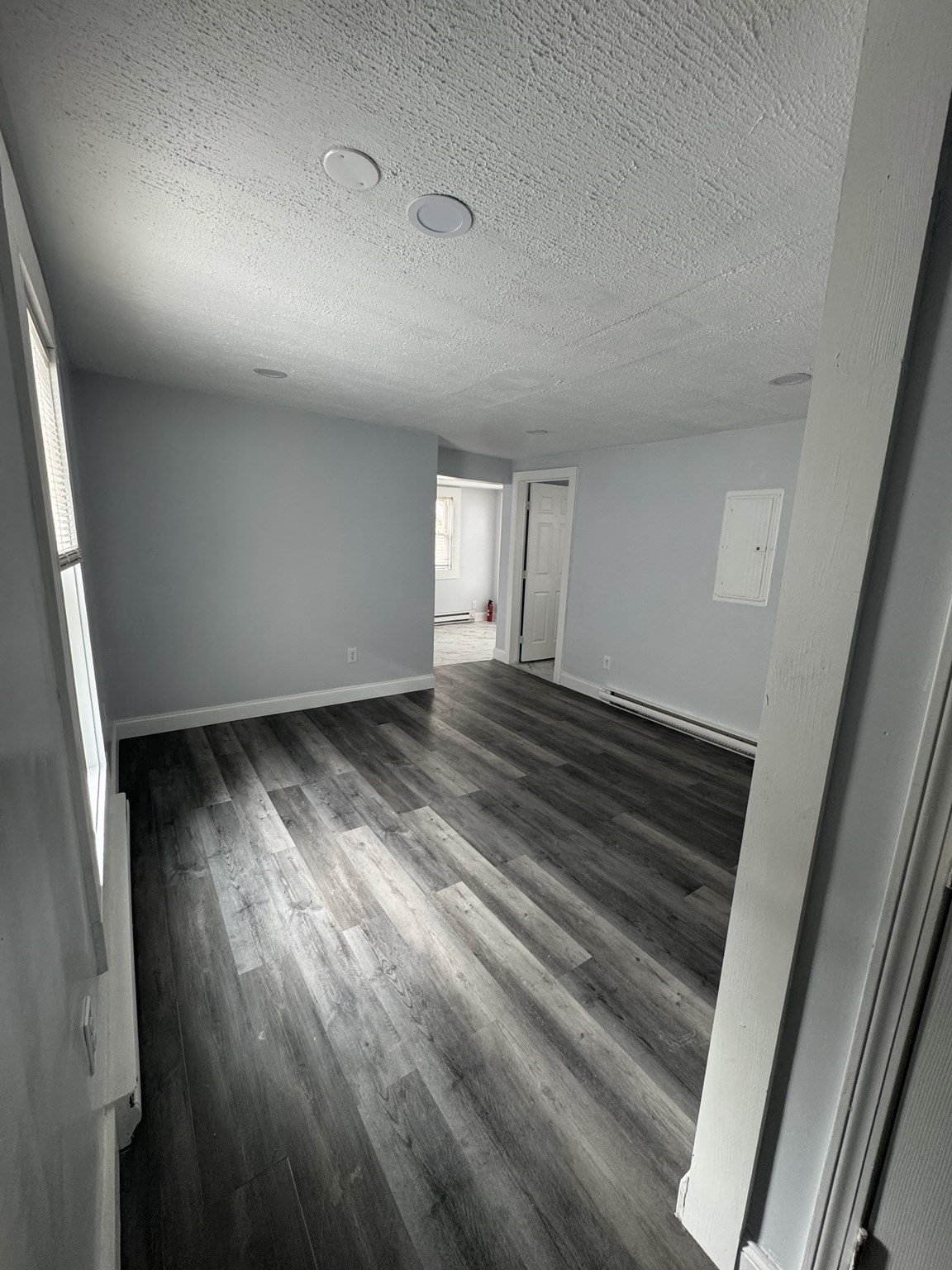 66 Pecker St # 2r Property Photo 1