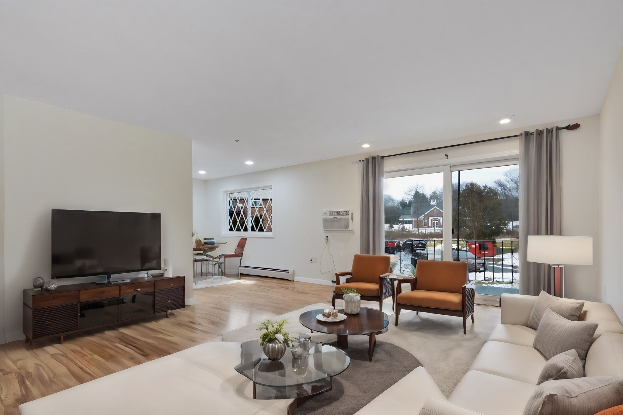 28 Fernview Avenue # 9 Property Photo 5