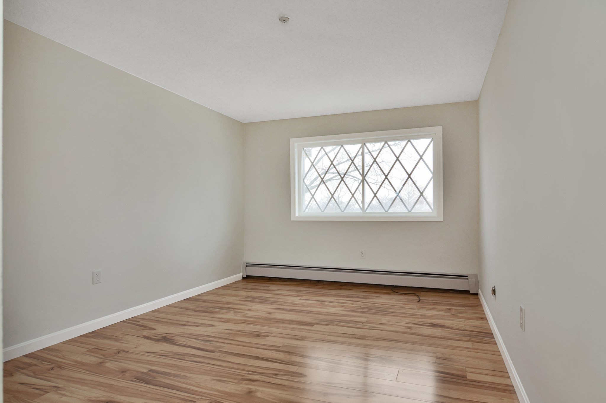 28 Fernview Avenue # 9 Property Photo 13