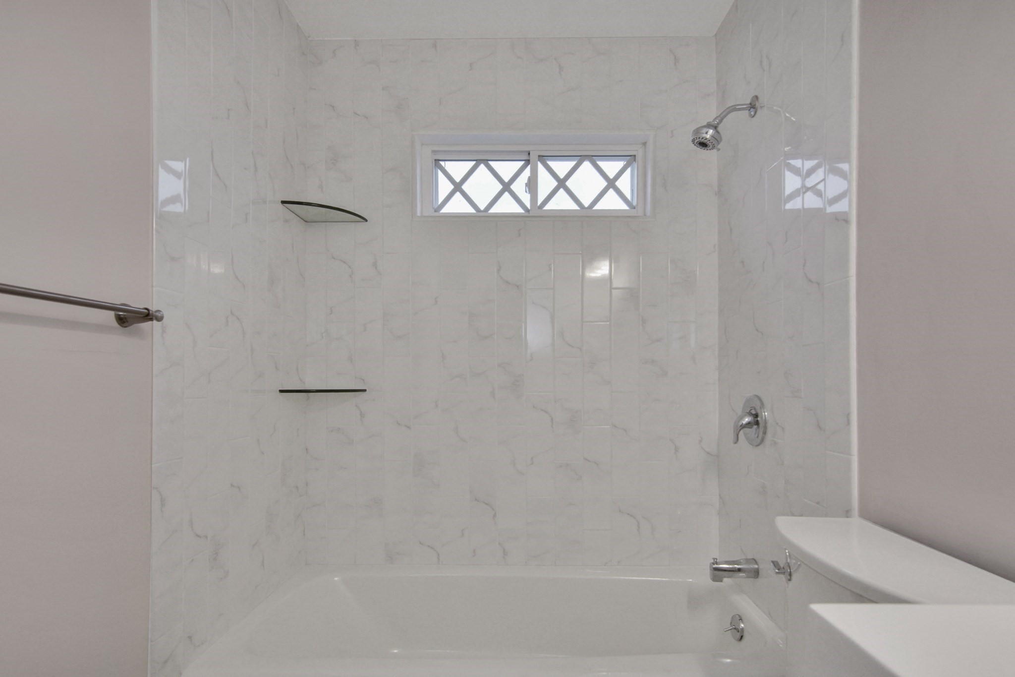 28 Fernview Avenue # 9 Property Photo 16