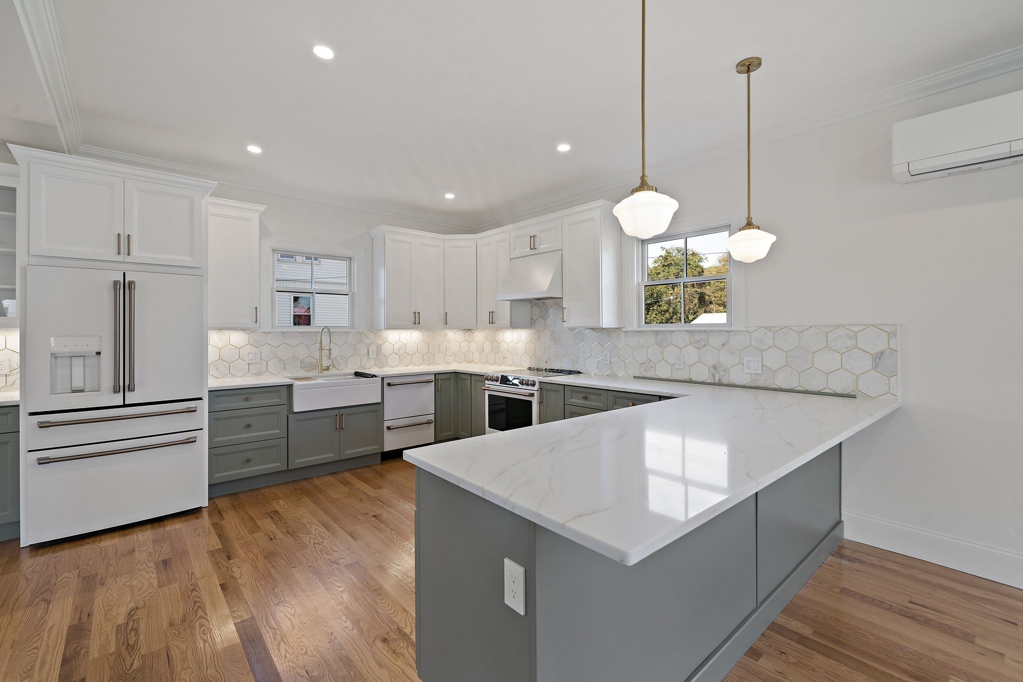 118 Prospect St Property Photo 4