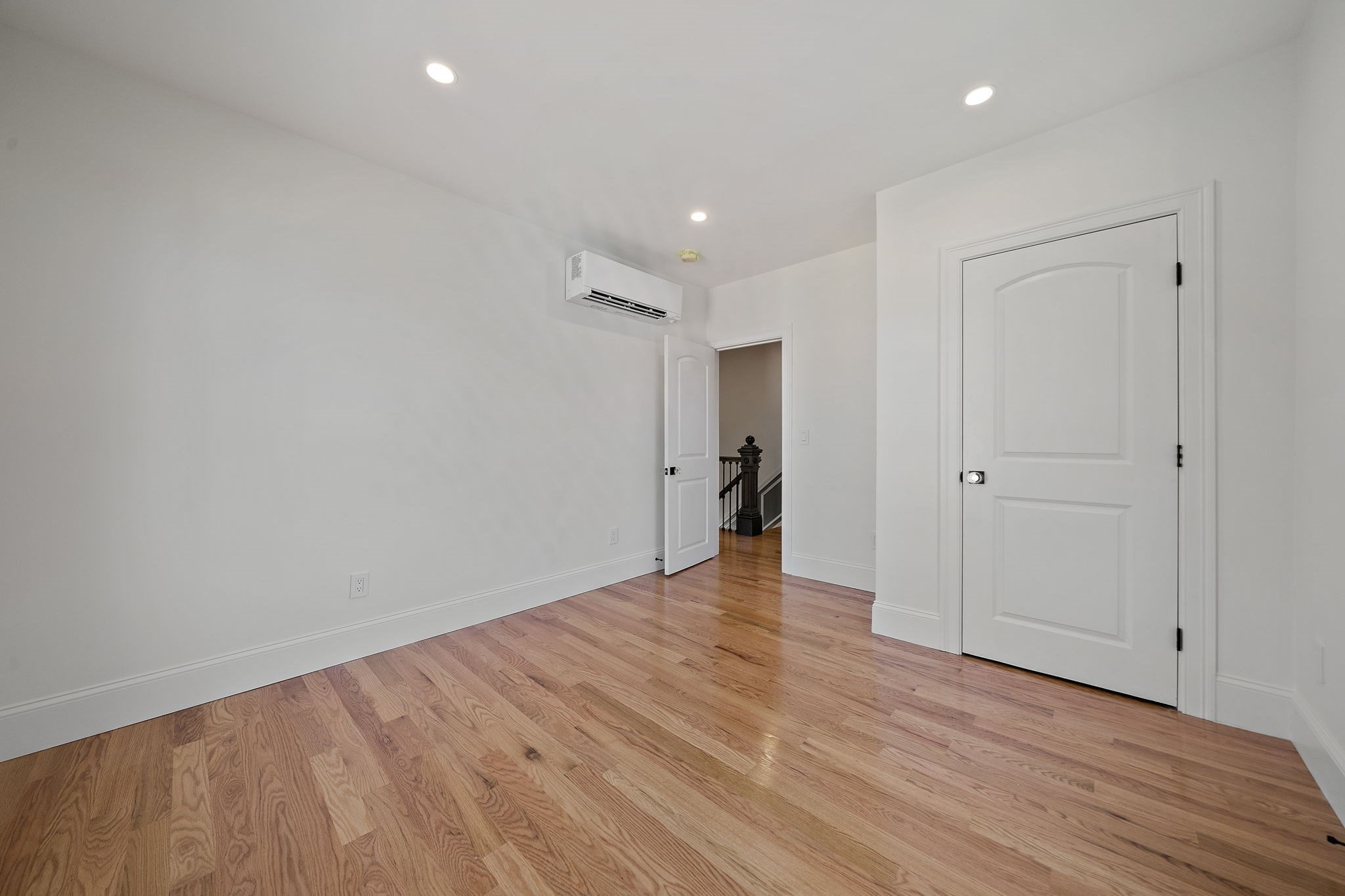 118 Prospect St Property Photo 14